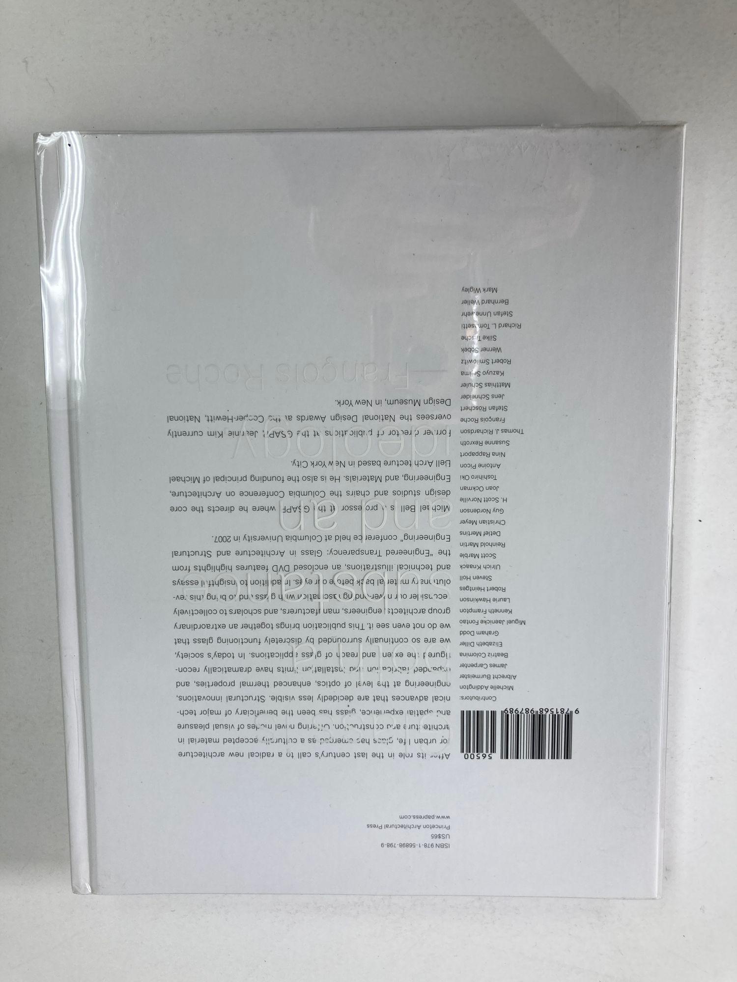 « The Technical, Visual, and Spatial Effects of Glass » (Les effets techniques, visuels et spatiaux du verre) Livre Excellent état - En vente à North Hollywood, CA