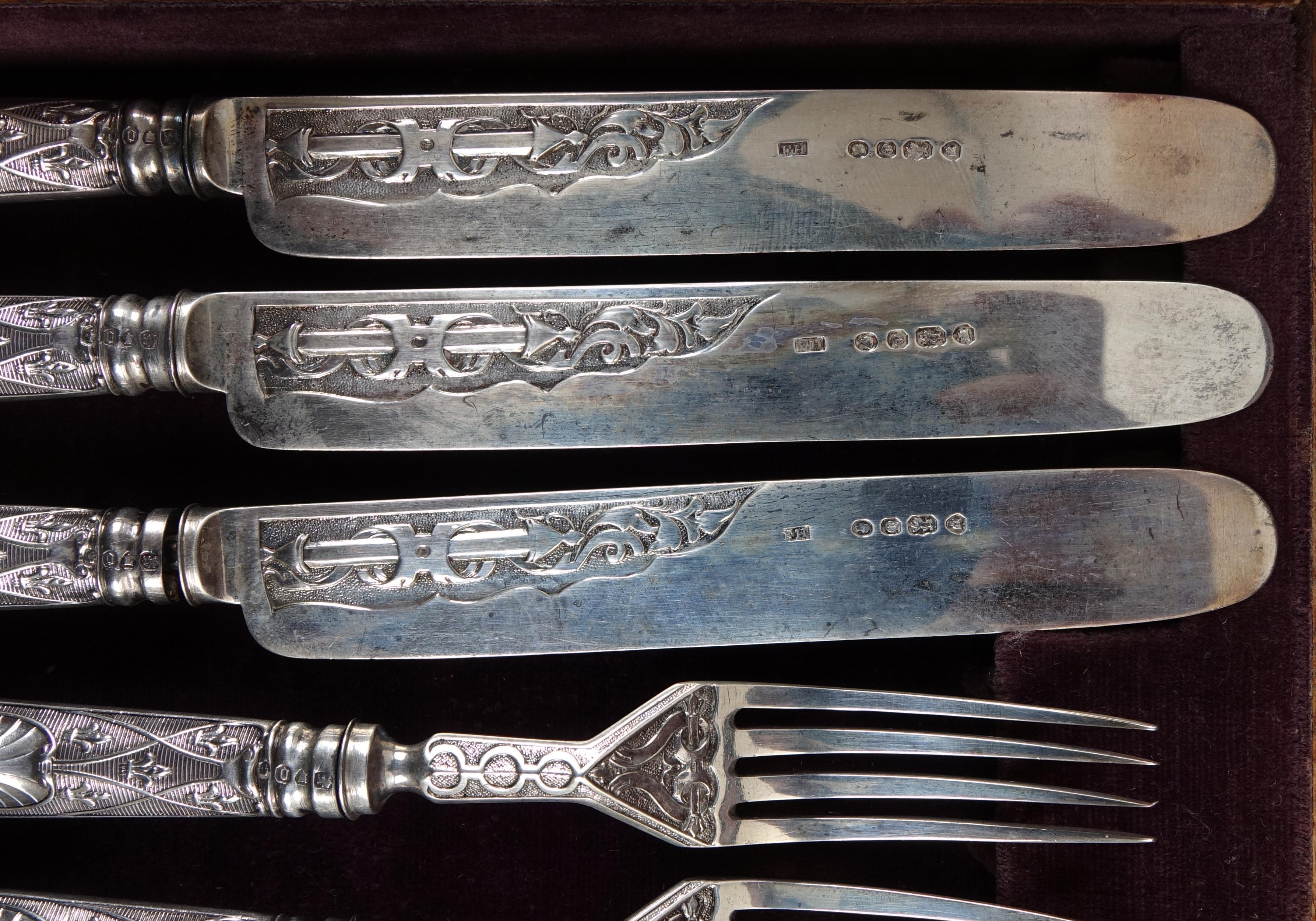 Engish Silver Cutlery Service Box Hunt & Roskell Bond Street Liberty In Fair Condition In Milano, IT