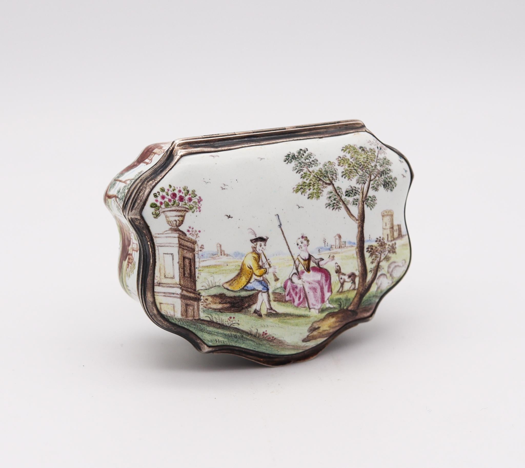 Hand-Crafted England 1770 Georgian Battersea Enamel Decorated Box in Sterling Silver For Sale
