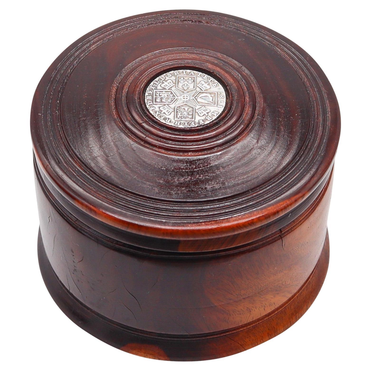 ENGLAND 1787 George III Tobacco Round Desk Box In Carved Wood And Silver For Sale