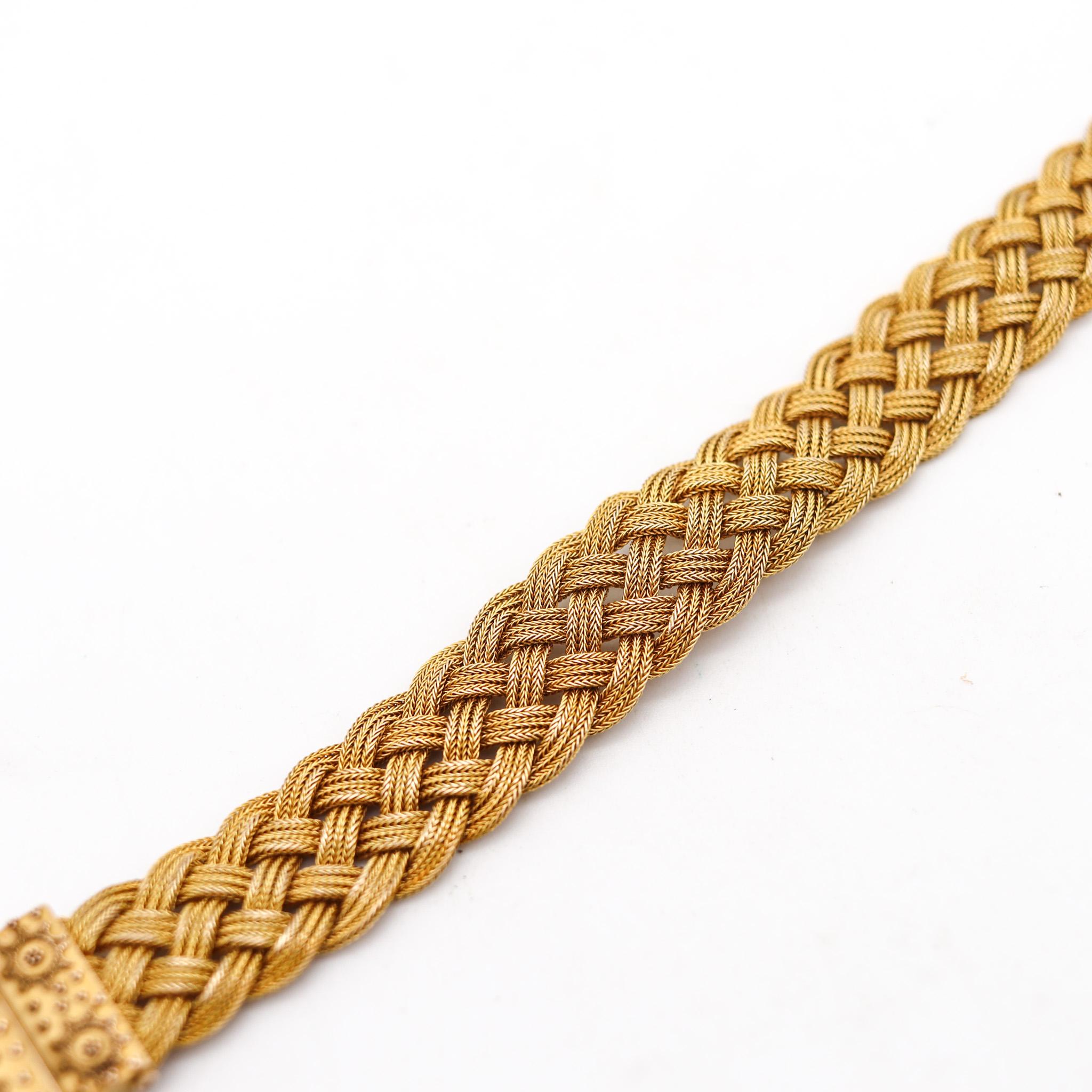 England 1860 viktorianisches gewebtes etruskisches Revival-Armband aus 14 Karat Gelbgold (Alteuropäischer Schliff) im Angebot