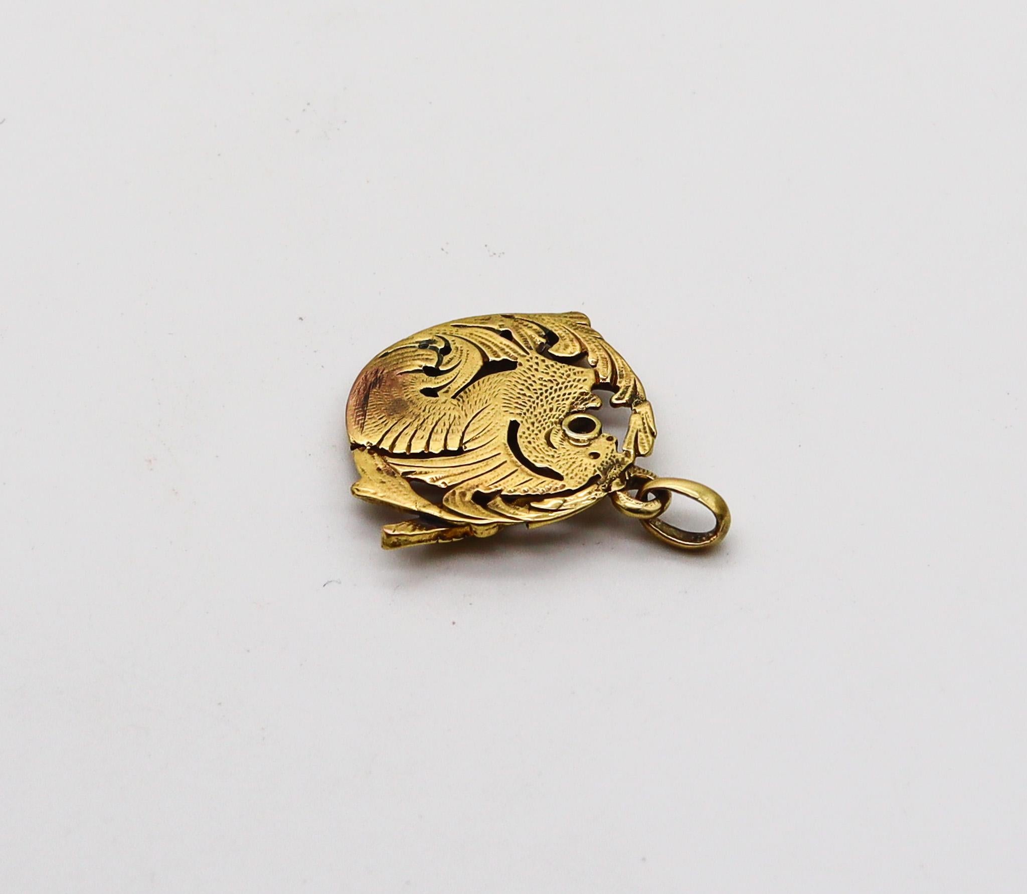 England 1885 Neo Gothic Pendant With Griffin In 18Kt Yellow Gold With Diamond In Excellent Condition For Sale In Miami, FL