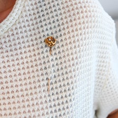 INGHILTERRA 1890 Spilla a bastone neogotica con grifone in oro 18Kt con diamante europeo