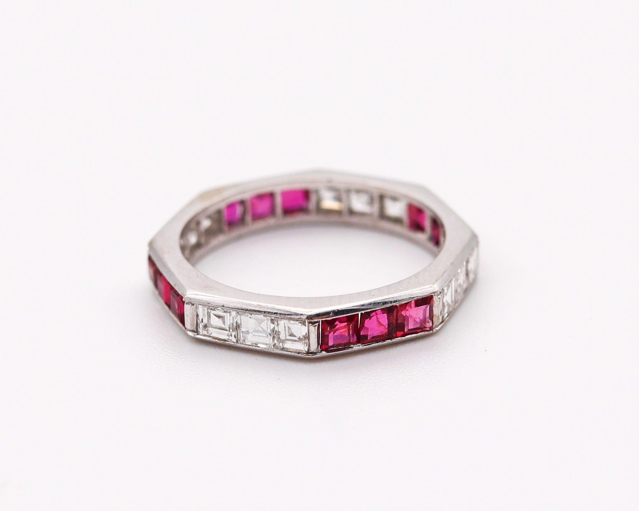 Modernist ENGLAND 1970 Octagonal Eternity Ring 18Kt Gold With 2.16 Ctw Diamonds & Rubies For Sale