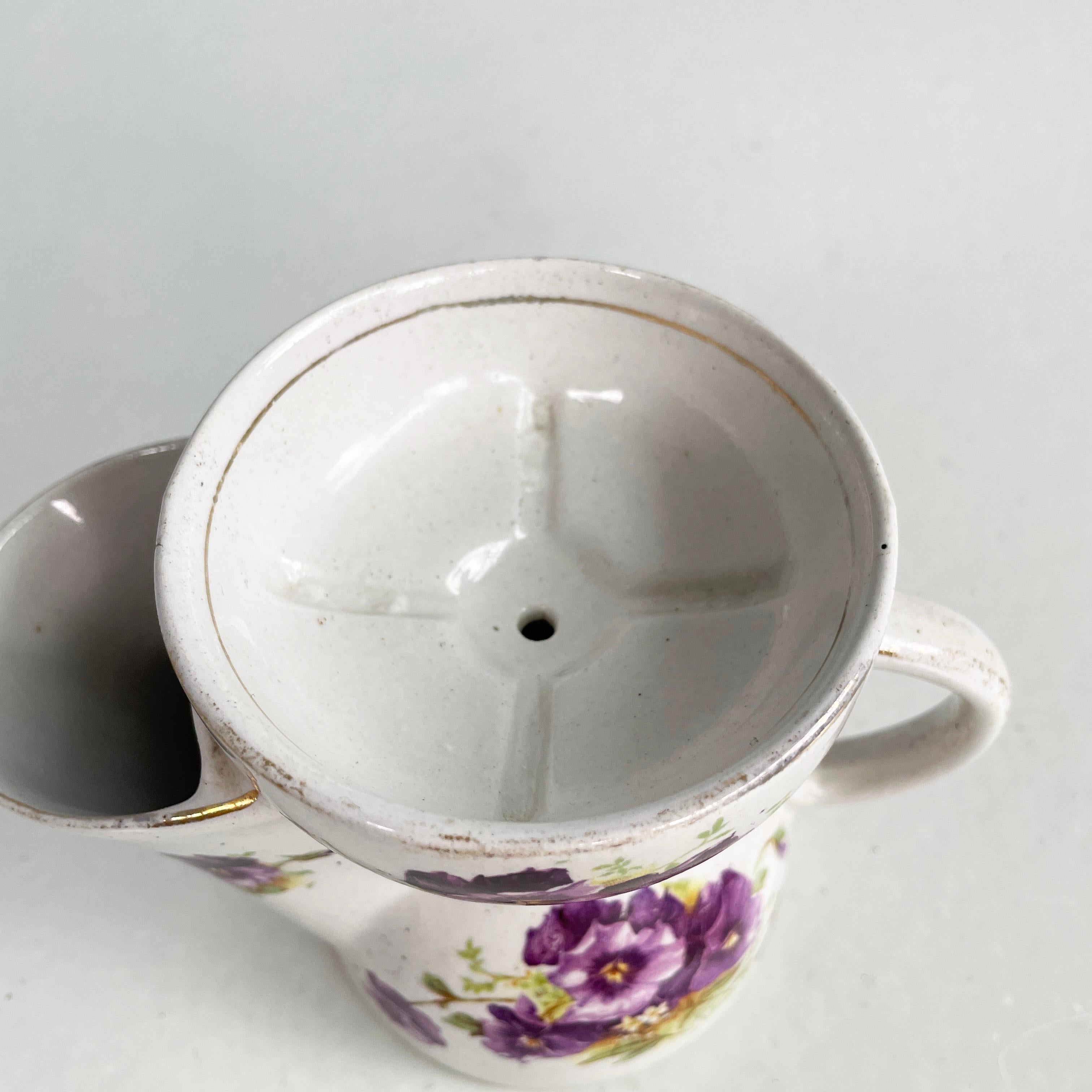 Tazza Barber della metà del secolo scorso in ceramica bianca di Grimwade's Winston, Inghilterra, 1900 In condizioni buone in vendita a MIlano, IT