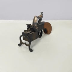 England mid-century modern Lighter Tinder Pistol by Dunhill, 1930-1940s