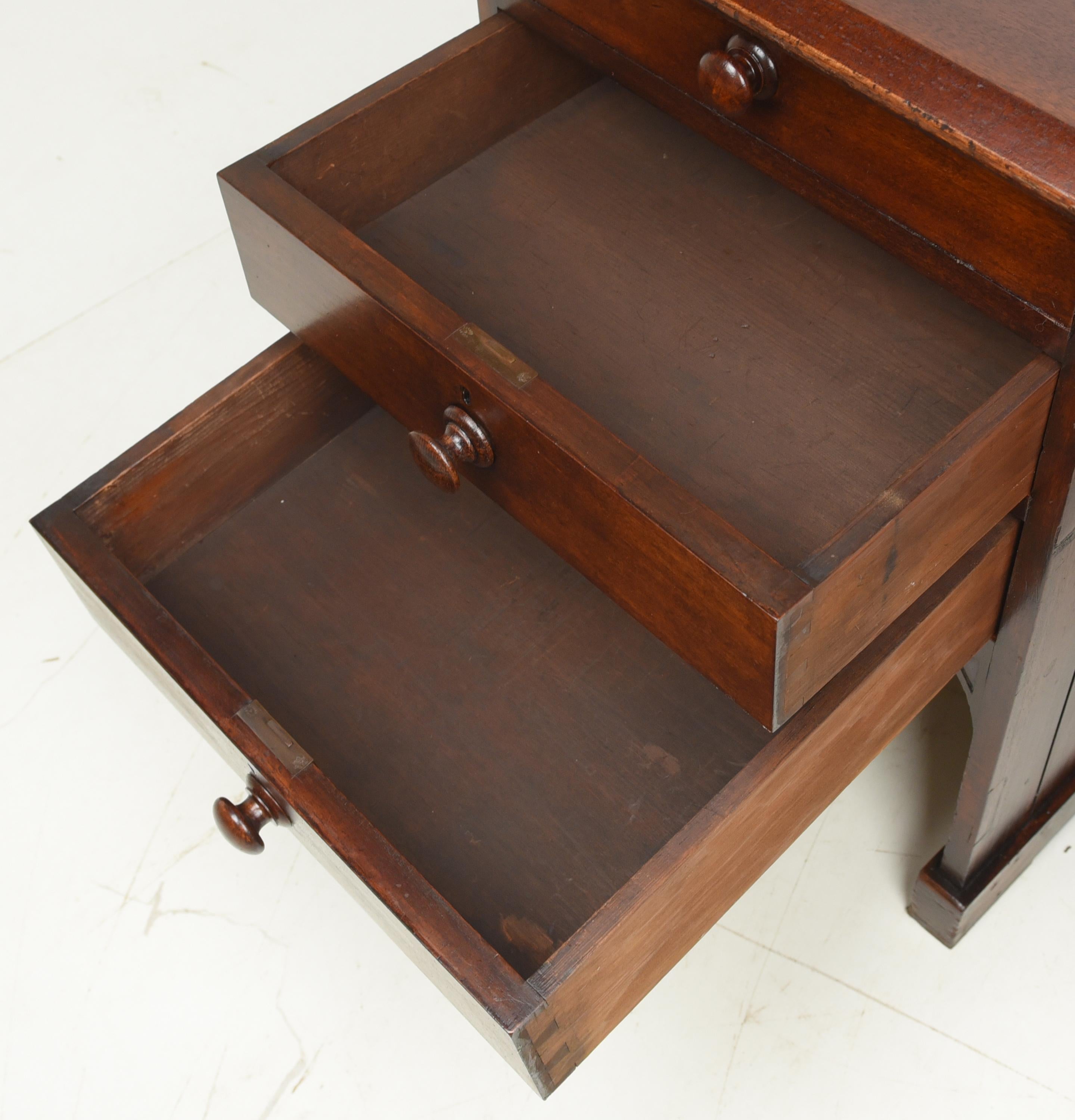 Partner-Schreibtisch/Doppeltisch aus massivem Mahagoni, um 1880 (Holz) im Angebot