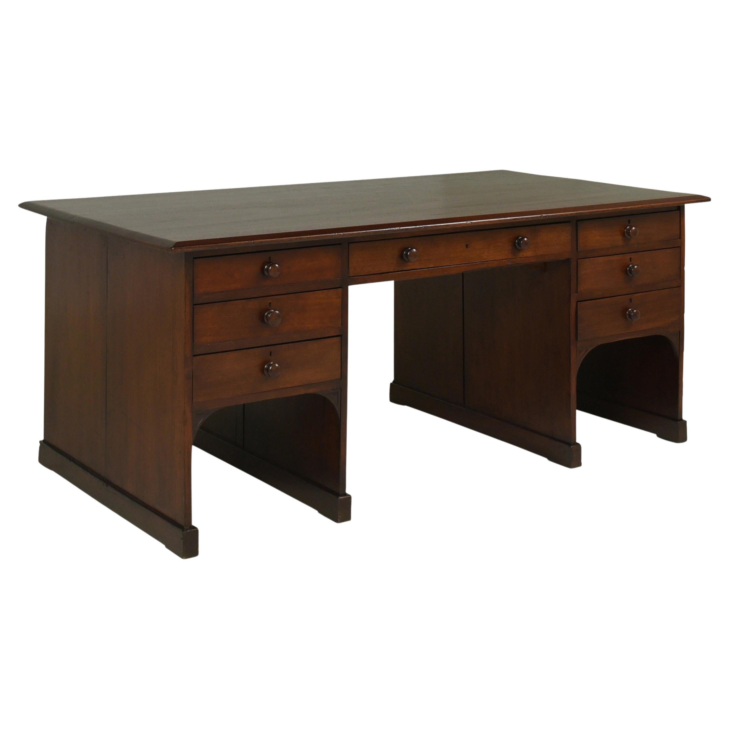 England Partner Desk / Double Desk in Solid Mahogany, circa 1880 For Sale