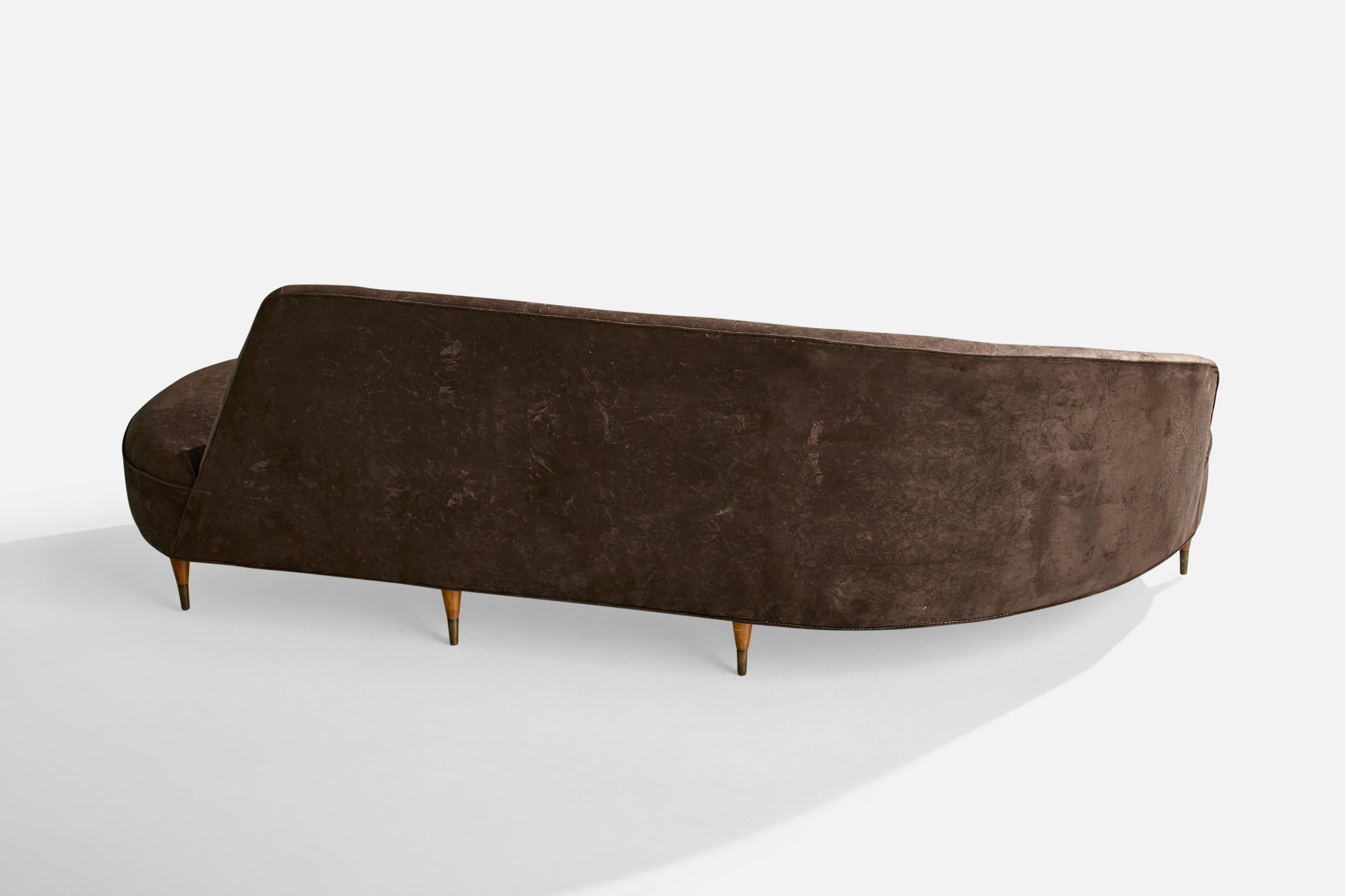 Argentine Englander & Bonta Attribution, Sofa, Velvet, Wood, Brass, Argentina, 1950s For Sale