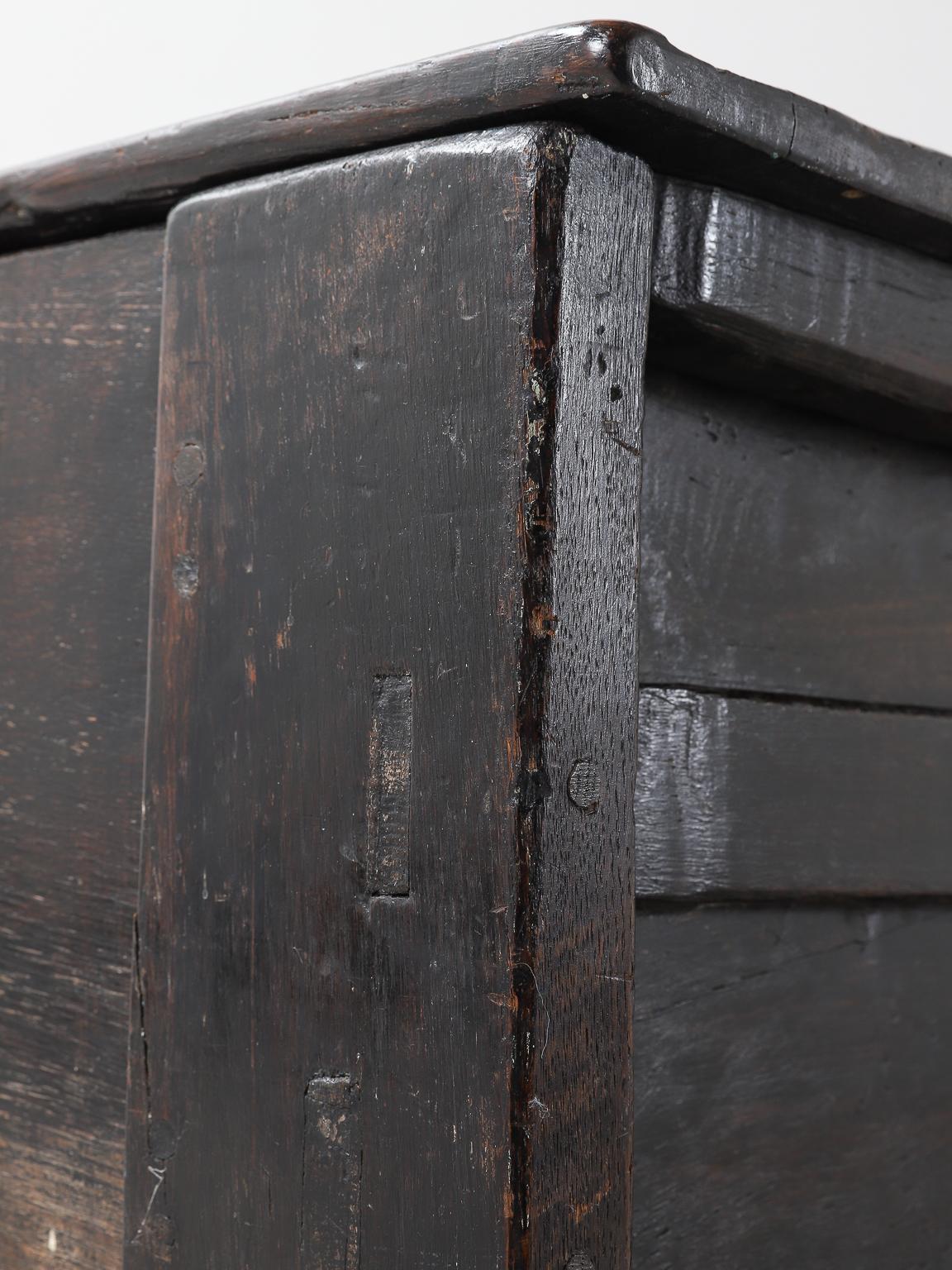 English 17th Century Boarded Oak Ark Coffer For Sale 2