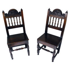 English 17th Century Charles II Oak Carved Pair of Spindleback Backstools