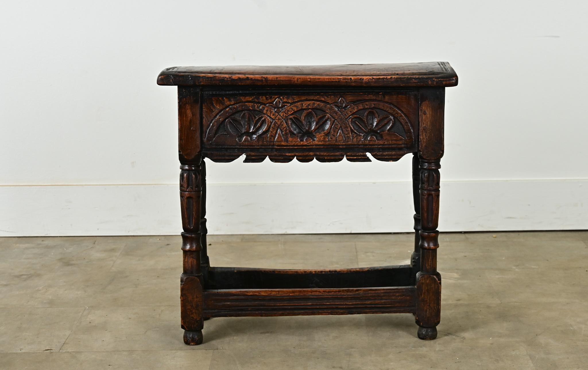 Jacobéen Tabouret anglais du 17e siècle de style Jacobean en vente