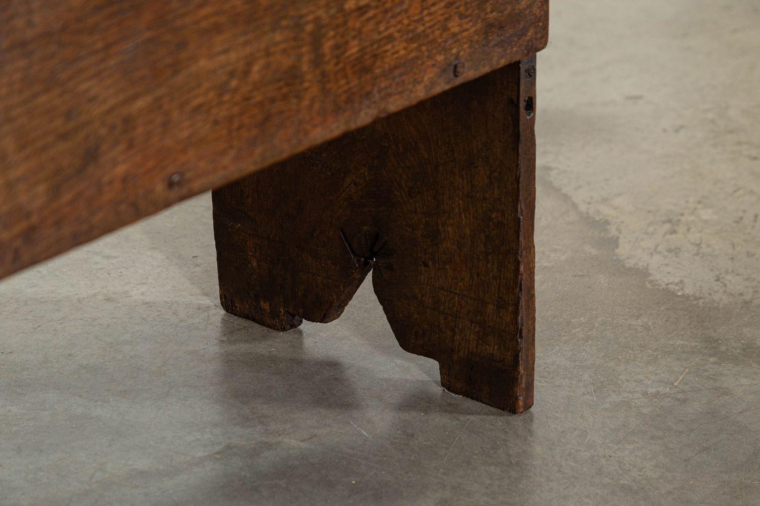 English 17thC Oak Marriage Coffer Chest in vendita 9