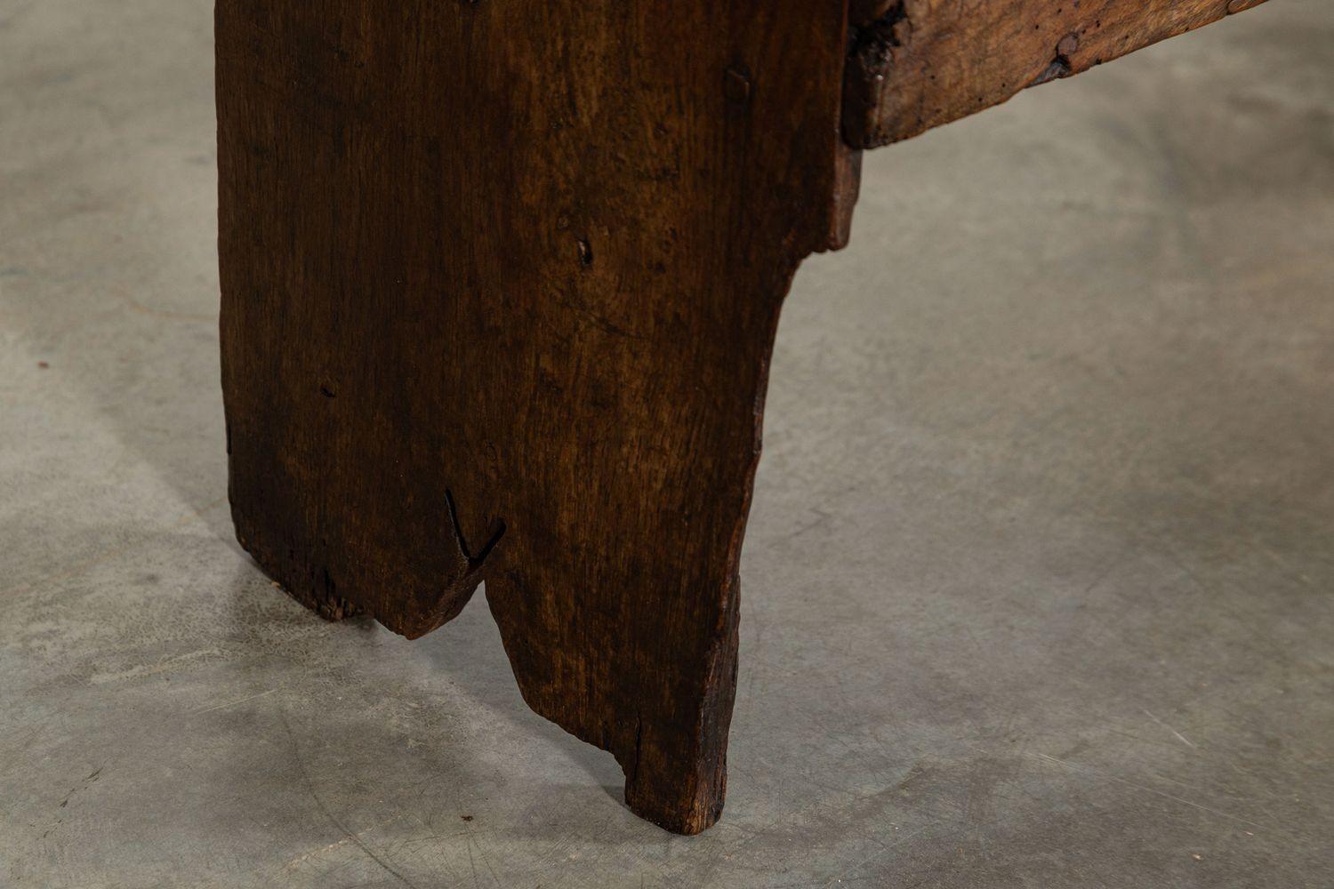 English 17thC Oak Marriage Coffer Chest in vendita 10