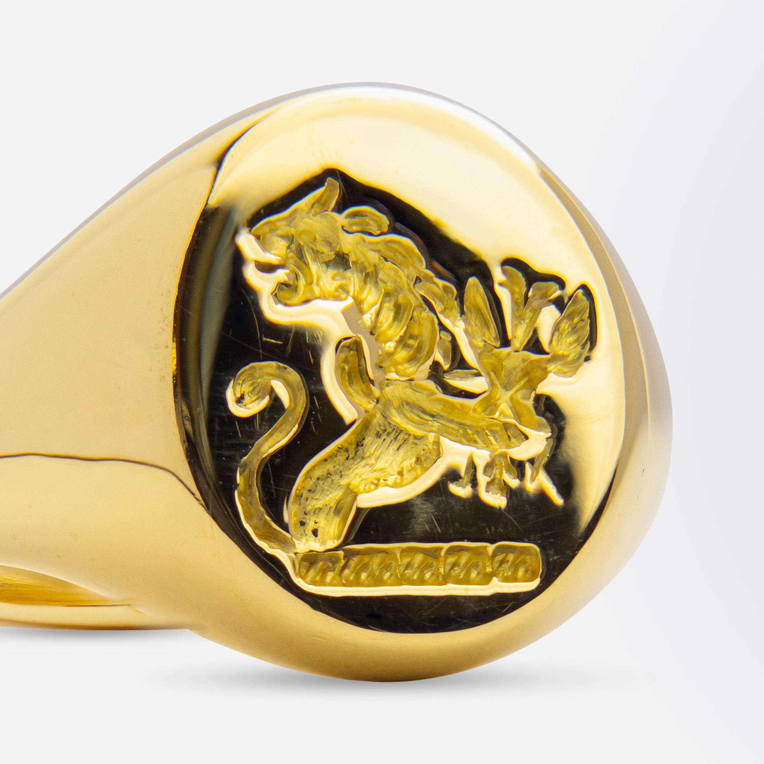 Anello inglese con sigillo in oro giallo 18 carati in vendita 1