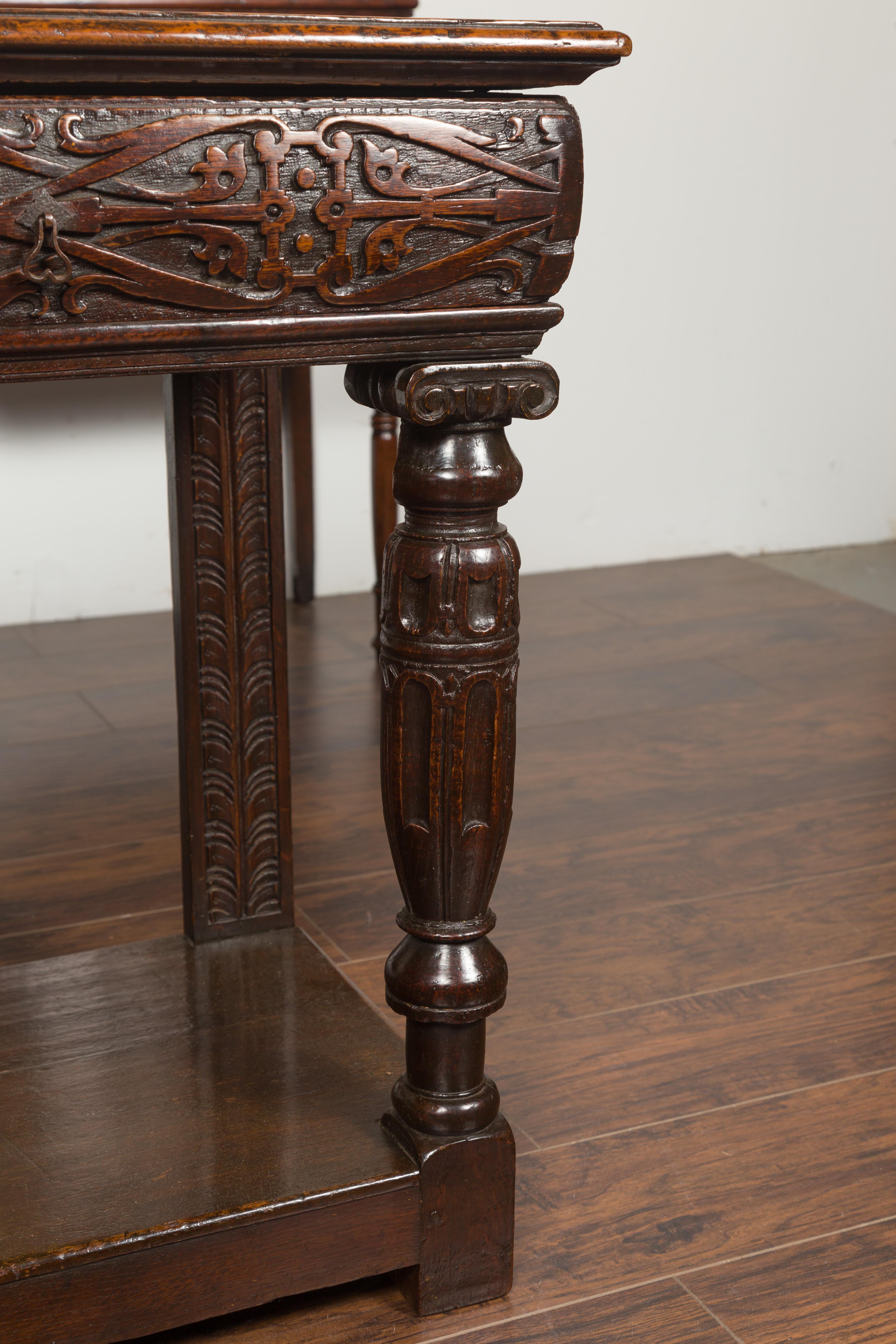 English 1800s George III Oak Console Table with Carved Drawer and Ionic Capitals For Sale 5