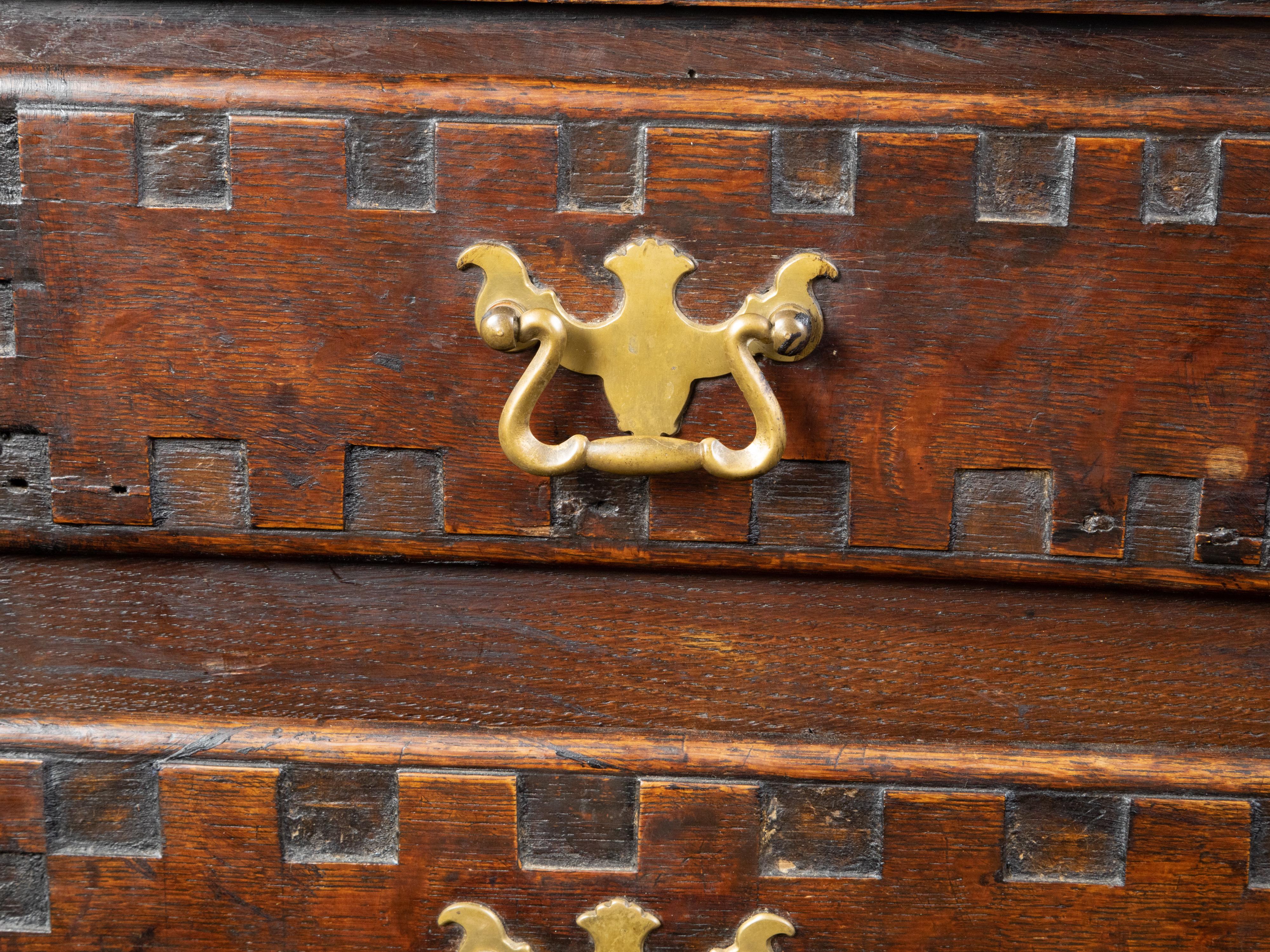English 1800s Georgian Period Oak Five-Drawer Chest with Carved Square Motifs 4