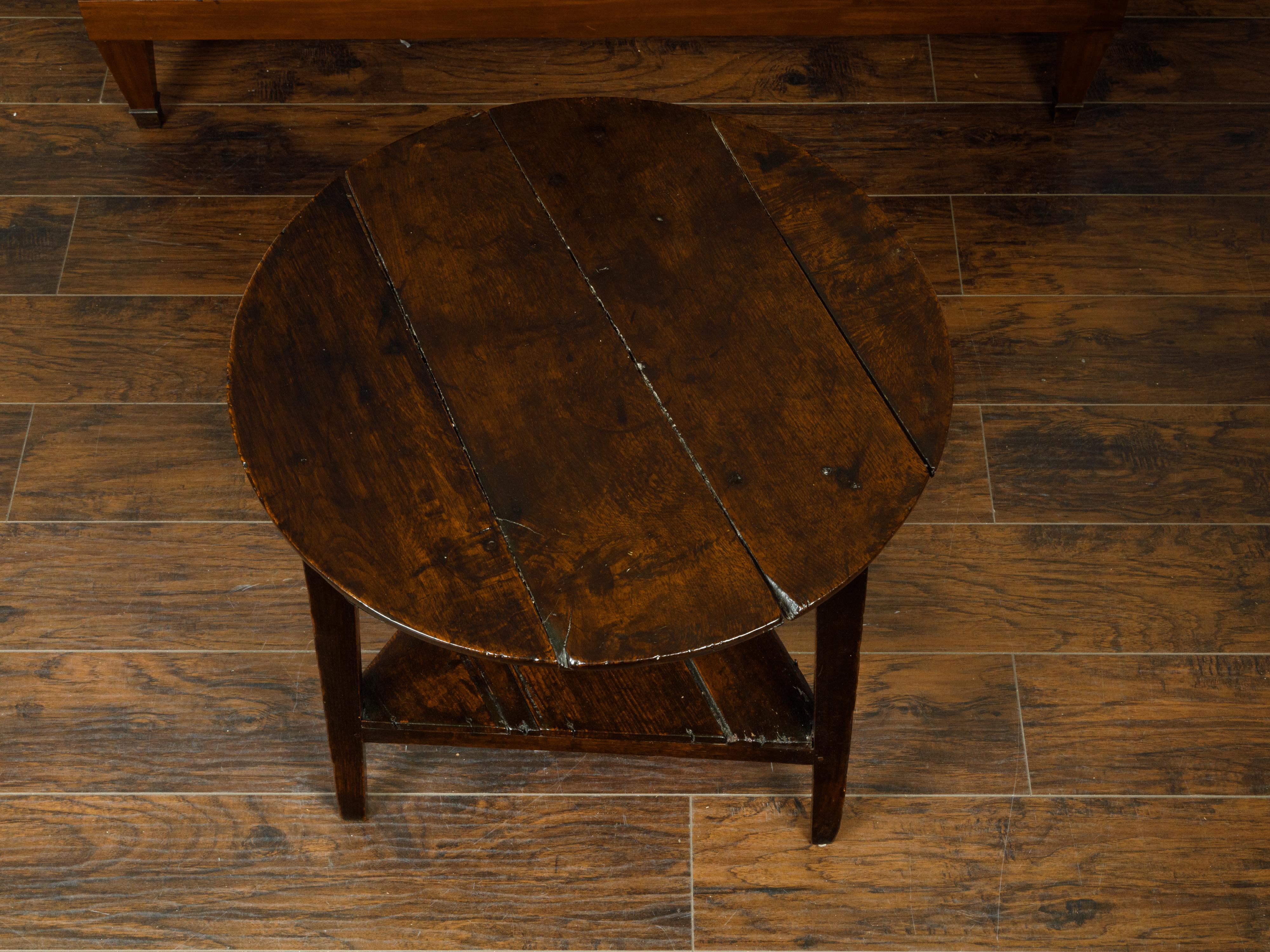 19th Century English 1800s Oak Cricket Table with Circular Top and Triangular Shelf