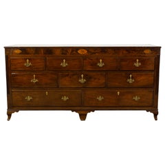 English 1820s Mahogany Nine-Drawer Dresser with Marquetry and Reeded Motifs