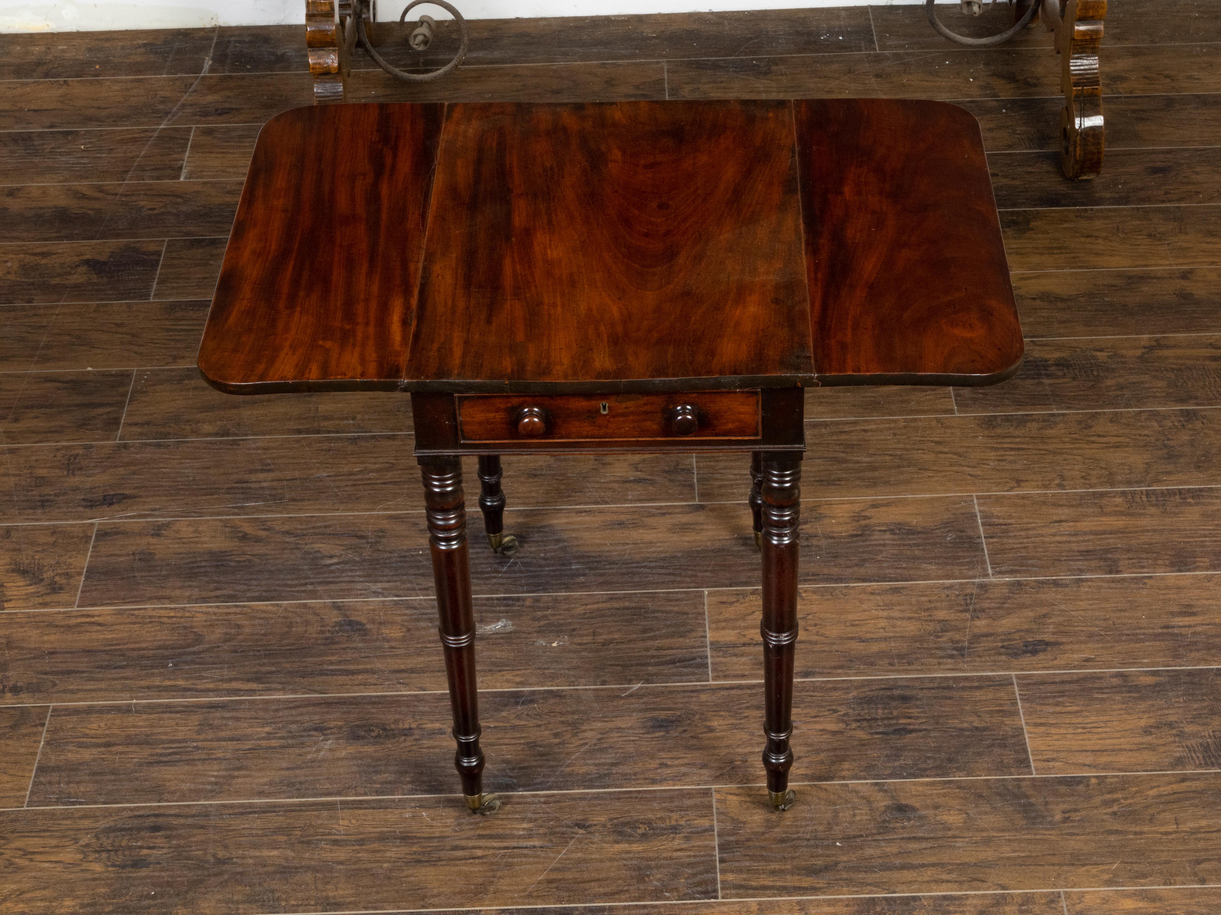 19th Century English 1820s Regency Period Mahogany Pembroke Table with Drawer and Turned Legs