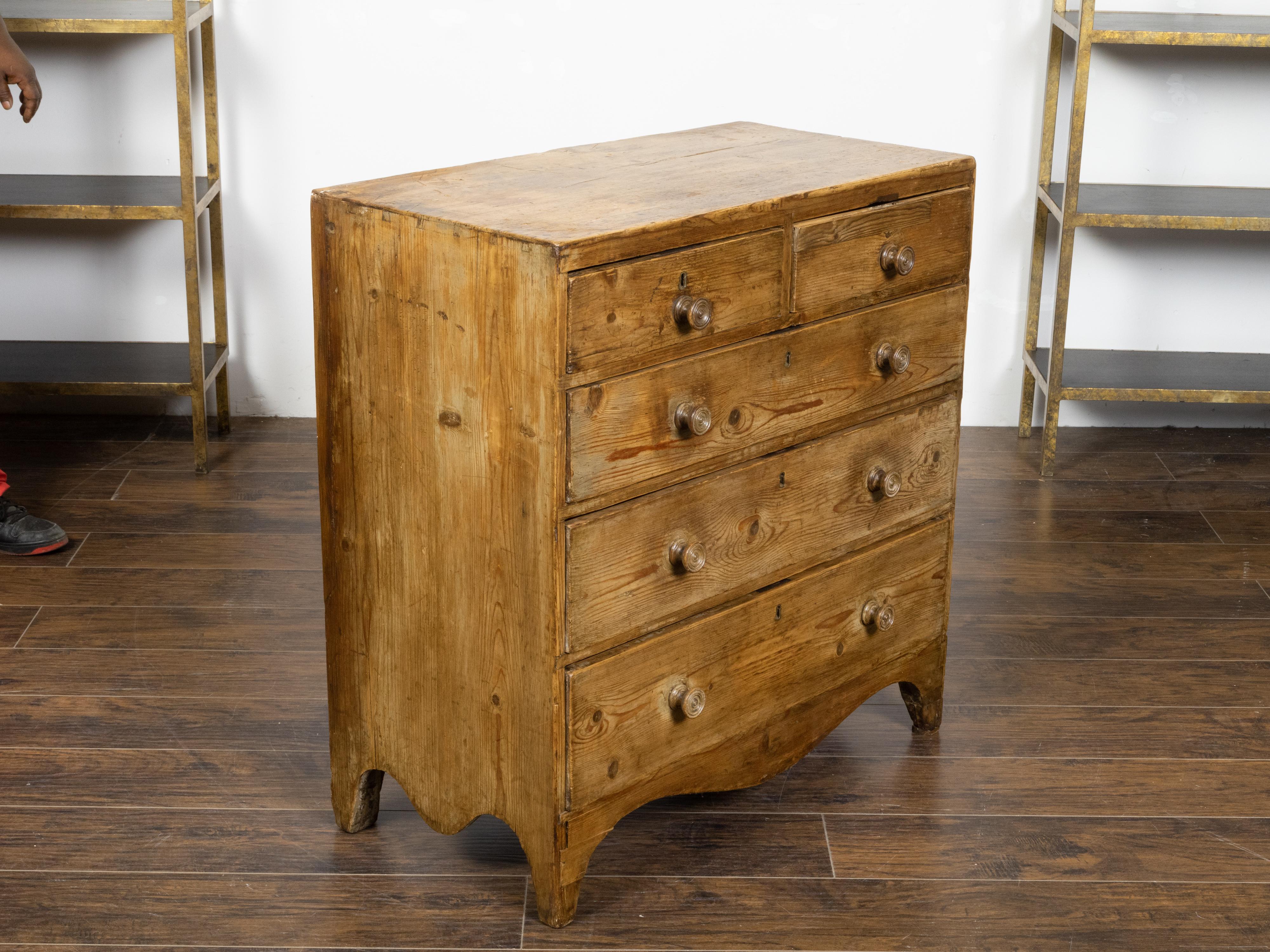 English 1820s Regency Period Pine Chest with Five Graduated Drawers and Patina 3