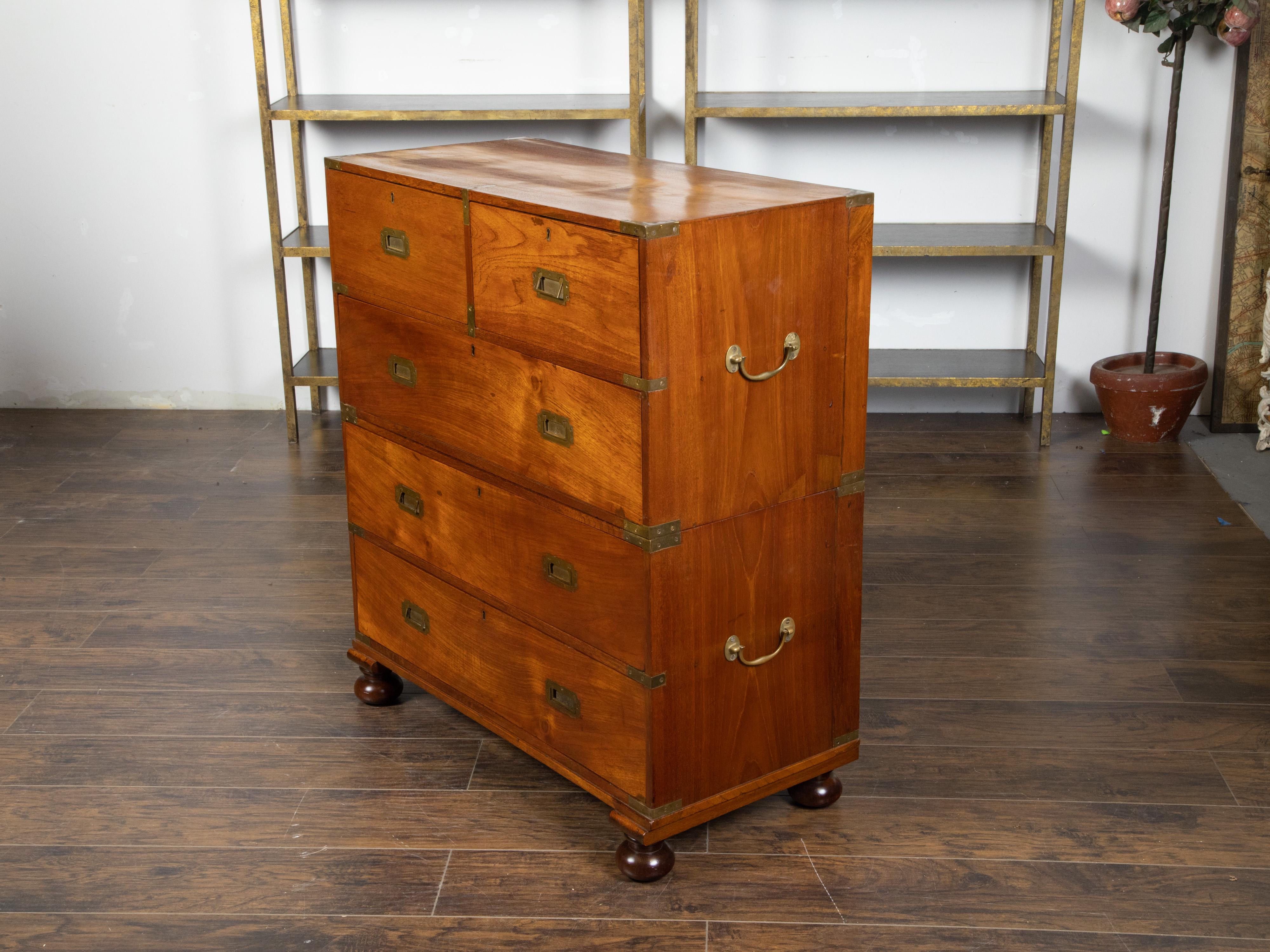 English 1840s Mahogany Campaign Chest with Five Drawers and Brass Hardware For Sale 10