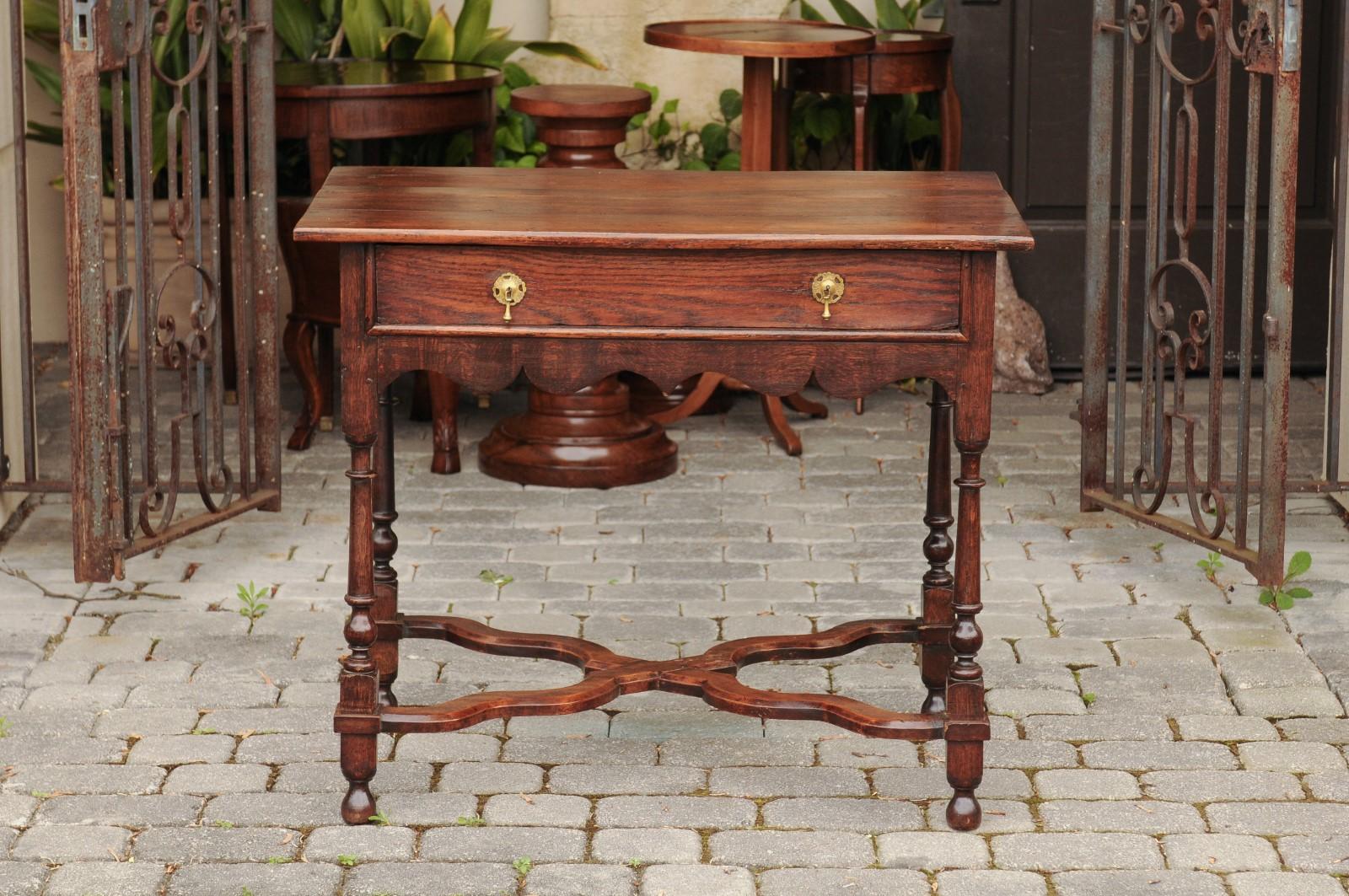English 1840s Oak Side Table with Turned Legs and Curving X-Form Cross Stretcher 3