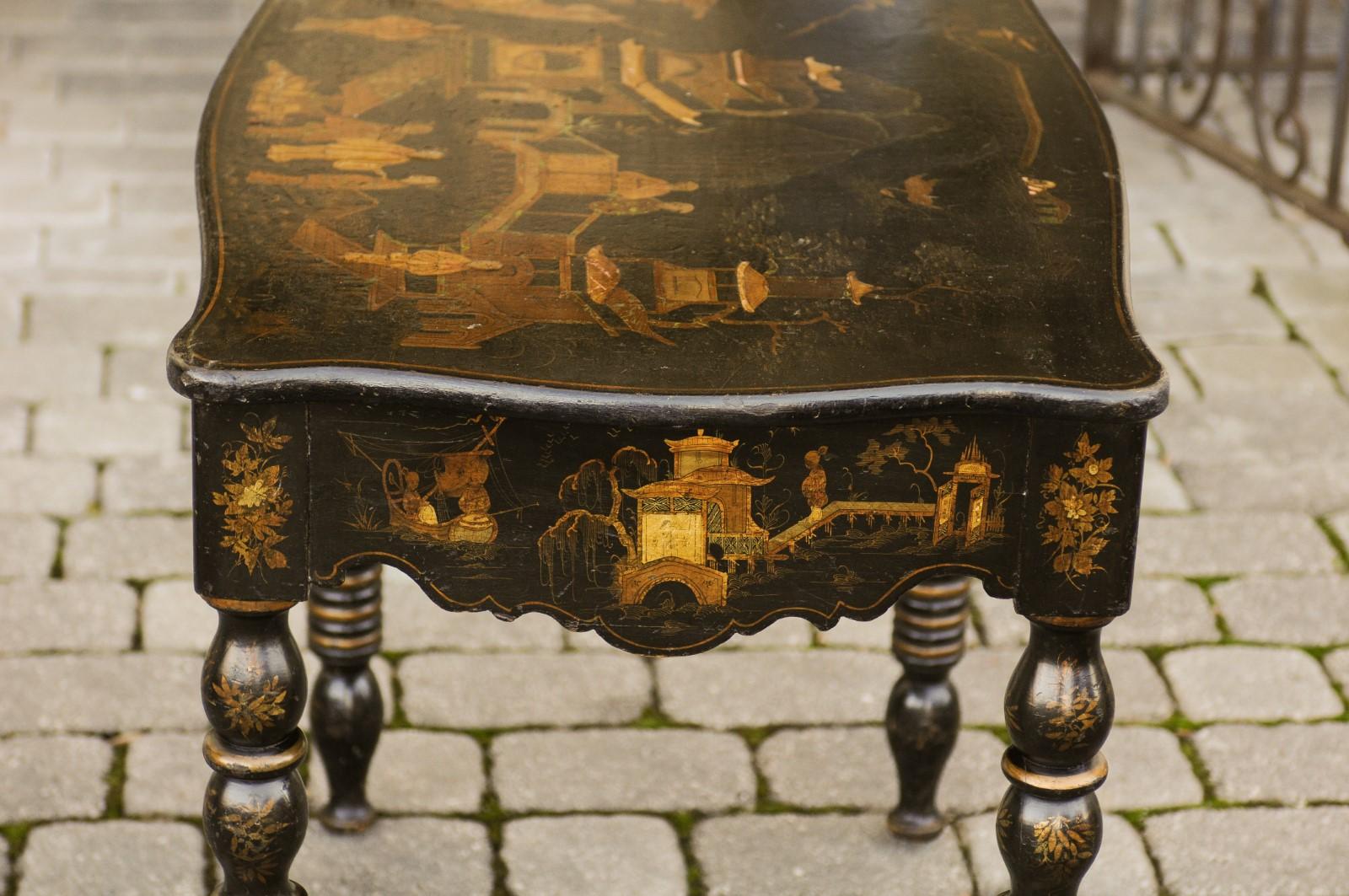 English 1850s Chinoiserie Table with Ebonized Wood and Hand Painted Décor 13