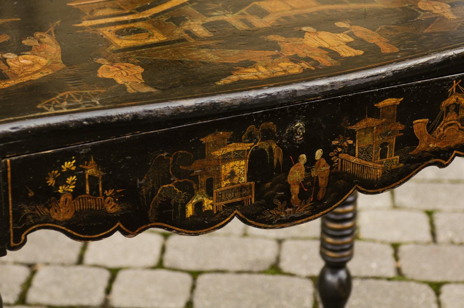English 1850s Chinoiserie Table with Ebonized Wood and Hand Painted Décor 1
