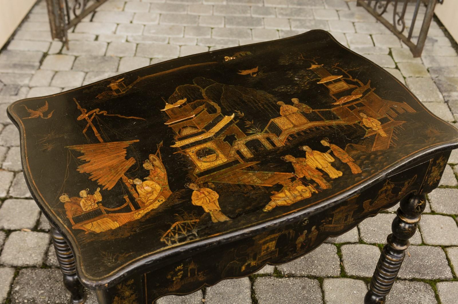 English 1850s Chinoiserie Table with Ebonized Wood and Hand Painted Décor 2