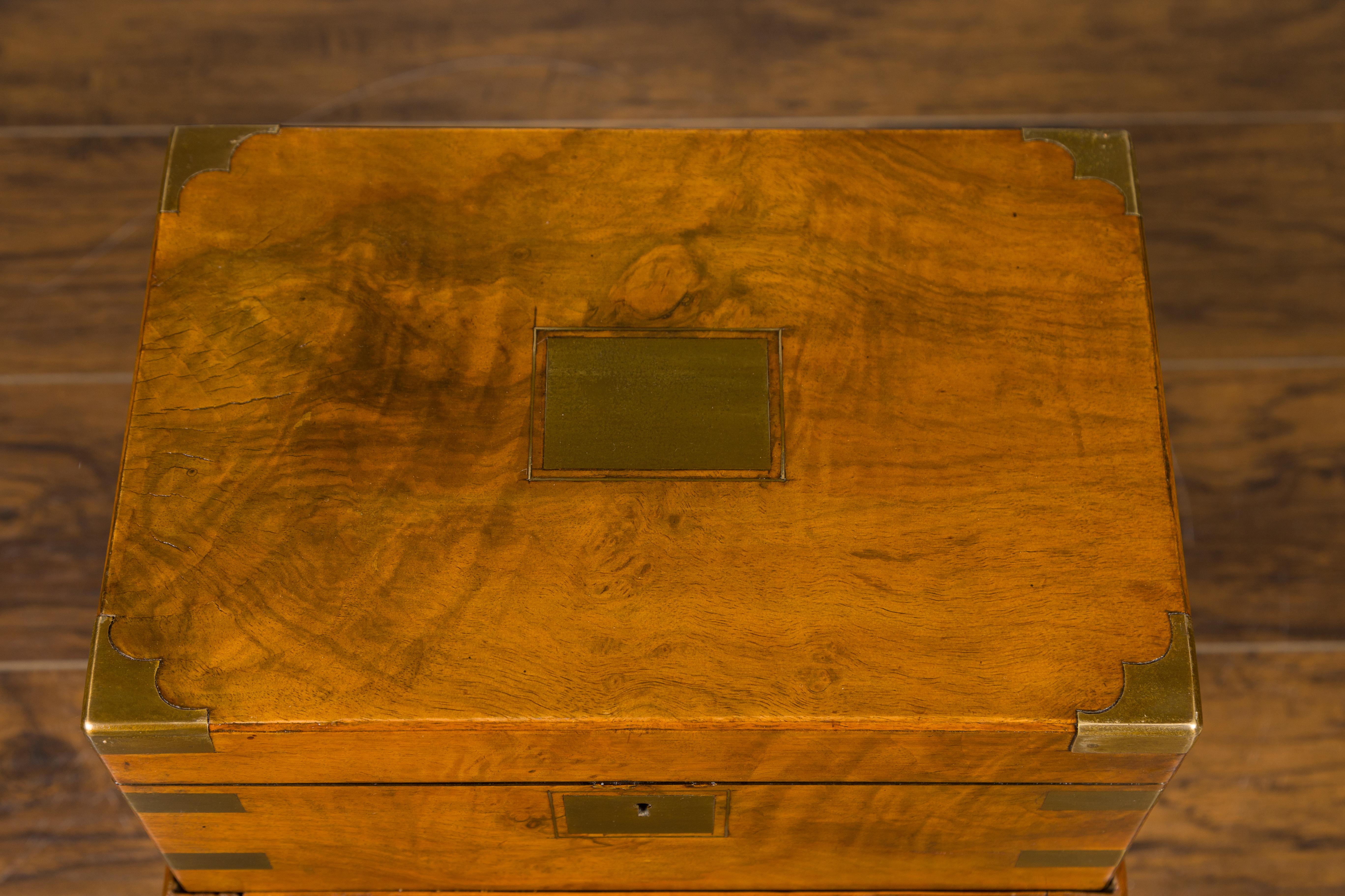 English 1850s Mahogany Lap Desk Box on Custom Stand Fitted with Black Leather In Good Condition In Atlanta, GA