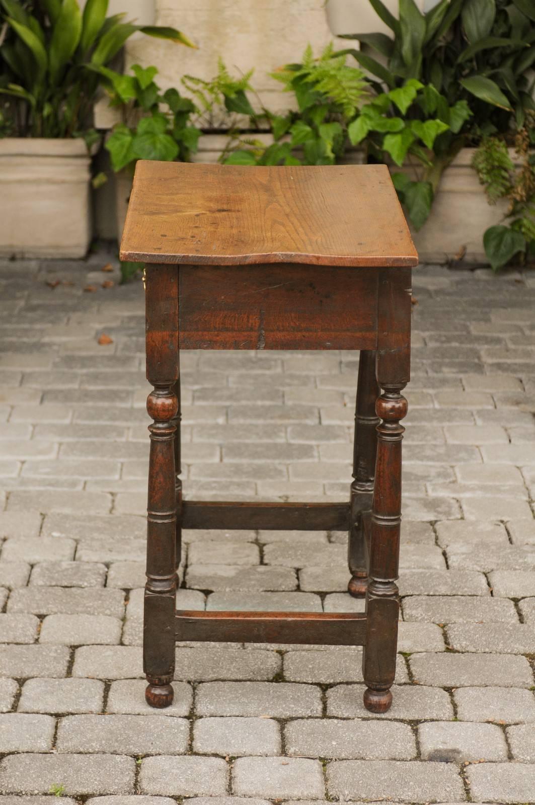 English 1850s Oak Side Table with Drawer, Brass Hardware and Turned Legs 6