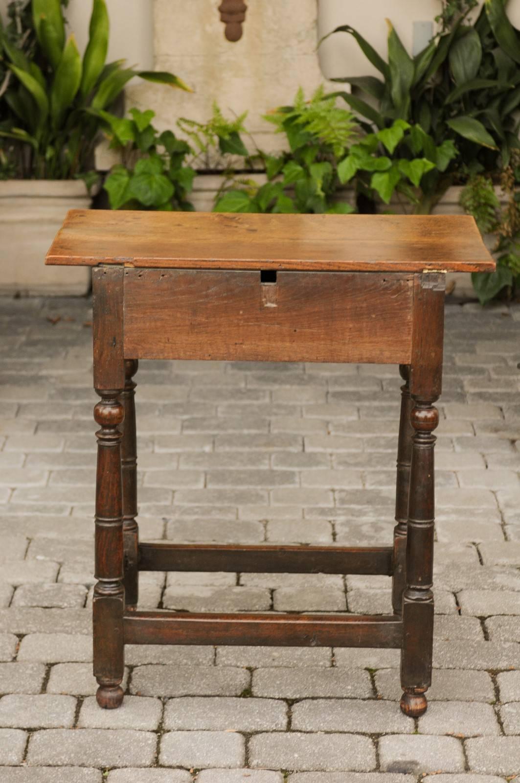 English 1850s Oak Side Table with Drawer, Brass Hardware and Turned Legs 5