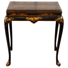 English 1860s Black Lacquered Side Table with Gilded Chinoiserie Décor
