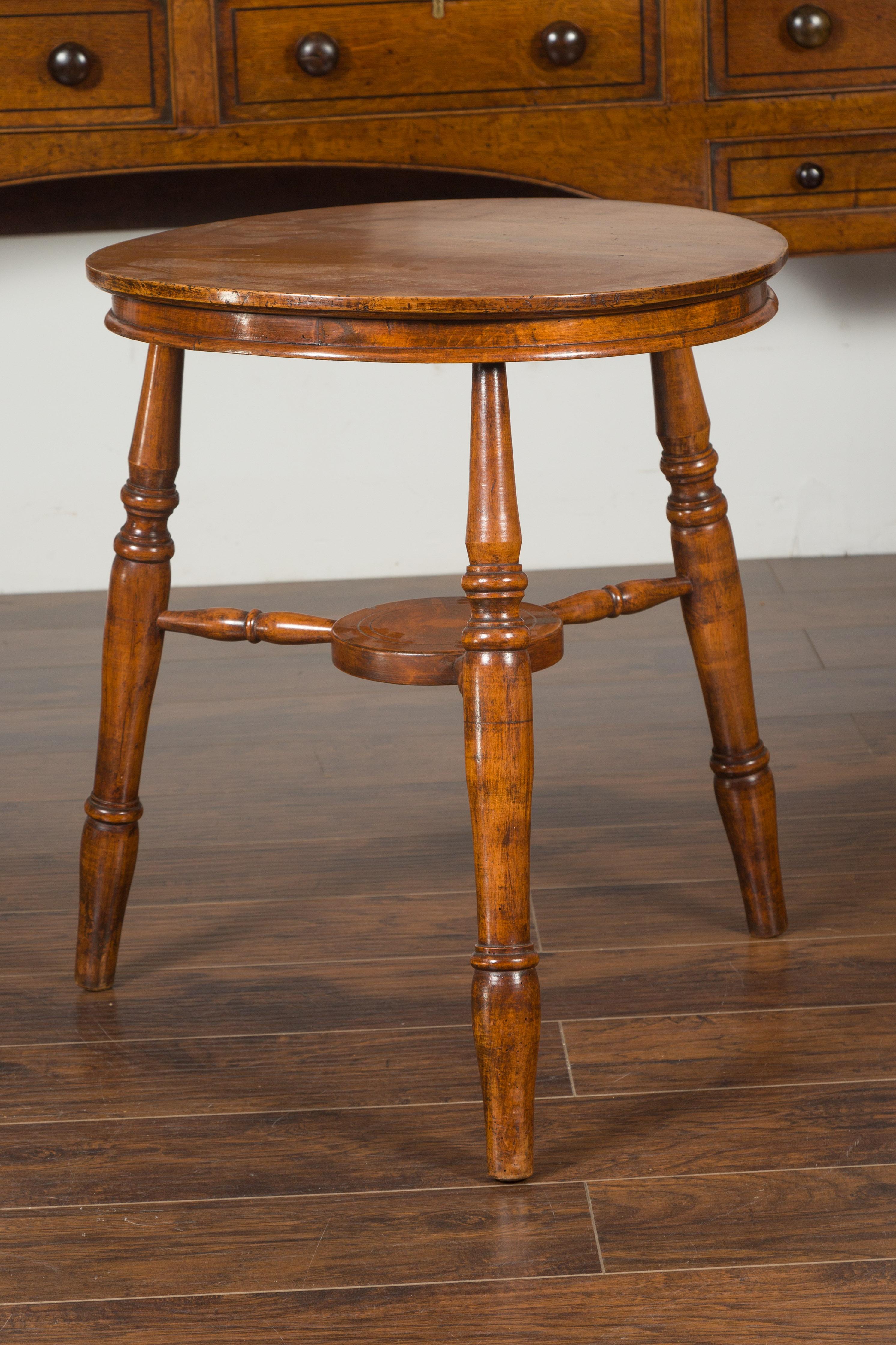 English 1860s Cricket Table with Turned Legs and Circular Sycamore Top For Sale 8