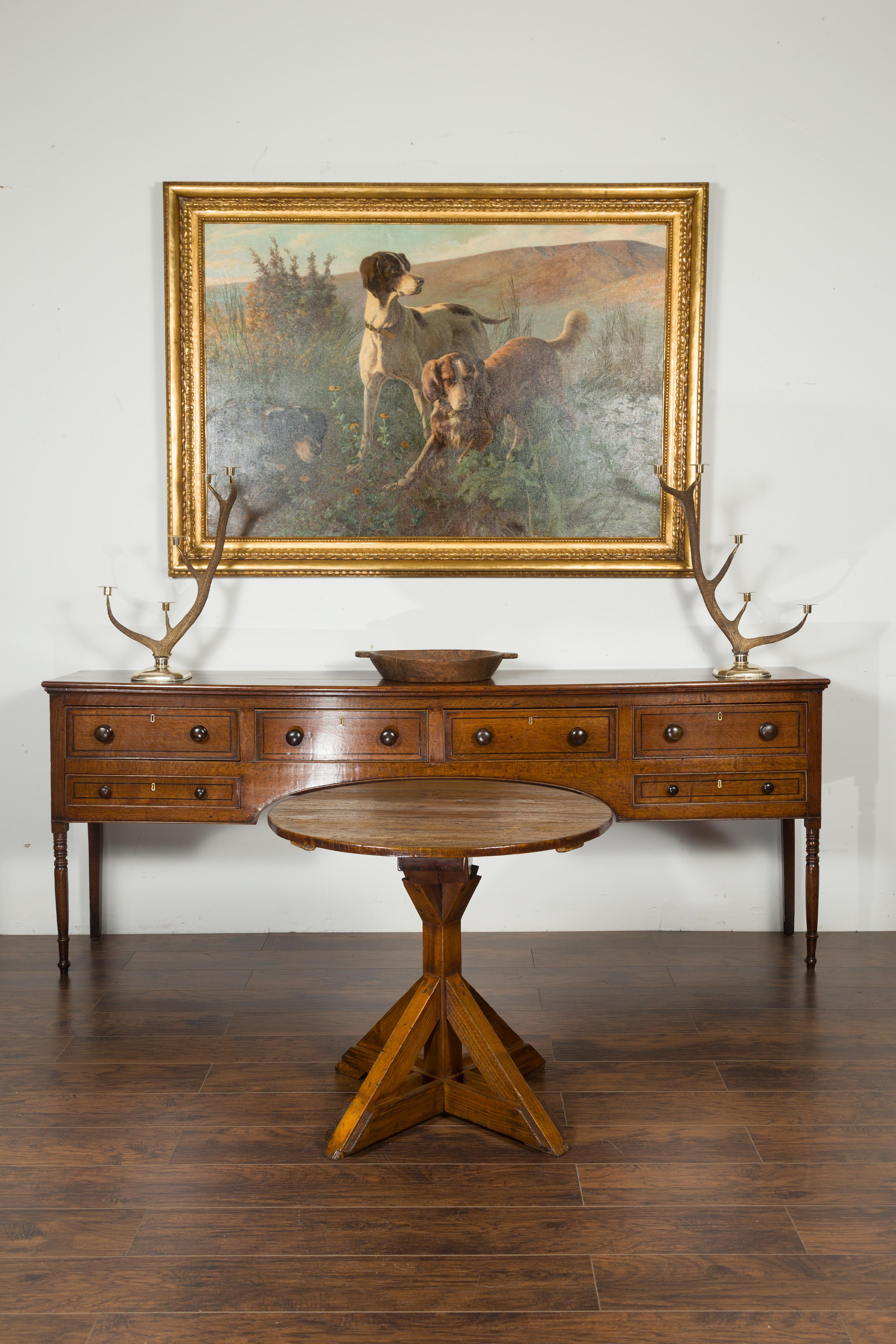 English 1860s Oak and Pine Circular Top Side Table with Sawbuck Base In Good Condition In Atlanta, GA