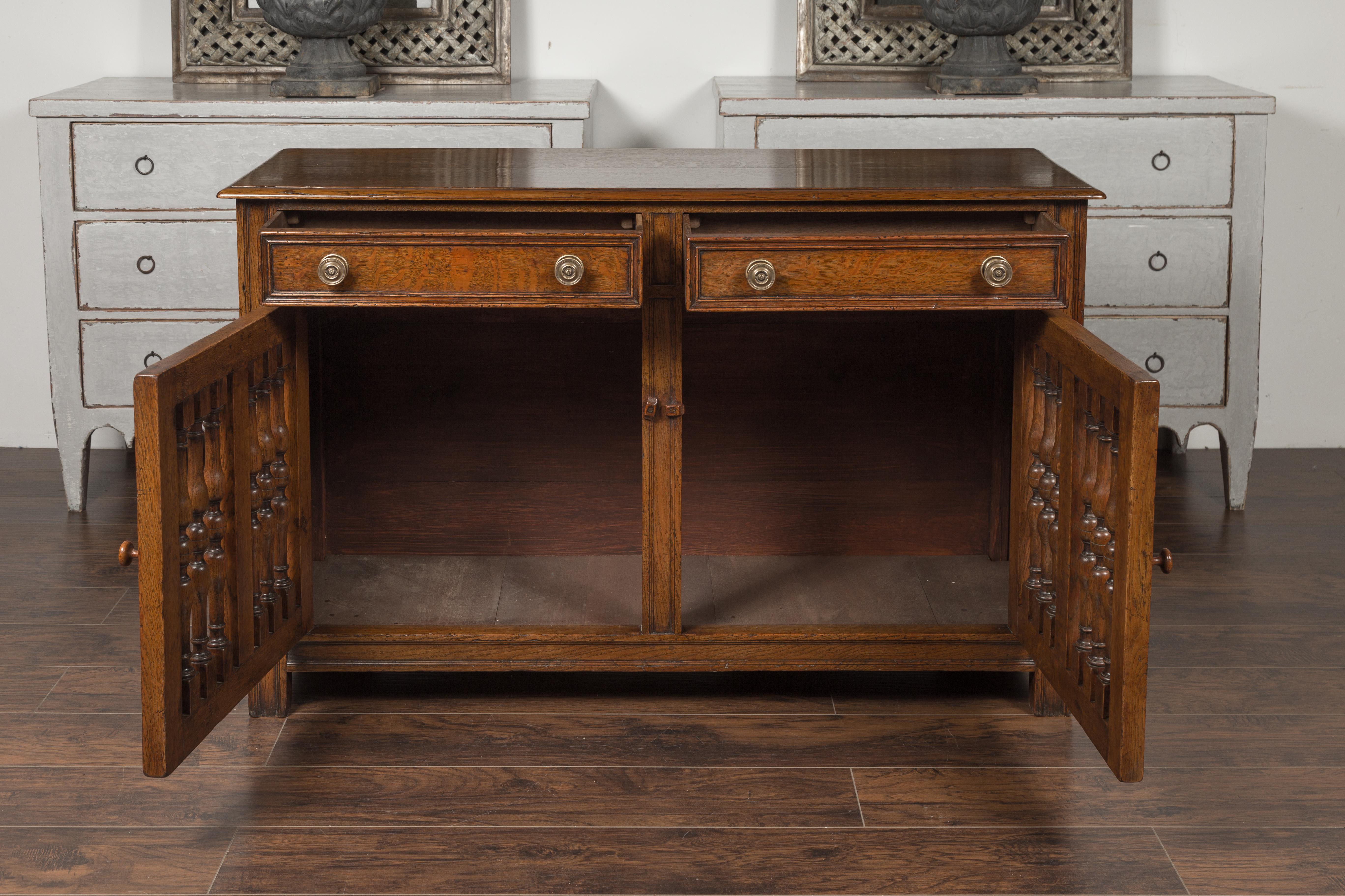 English 1860s Oak Buffet with Two Drawers, Two Doors and Baluster Motifs 3