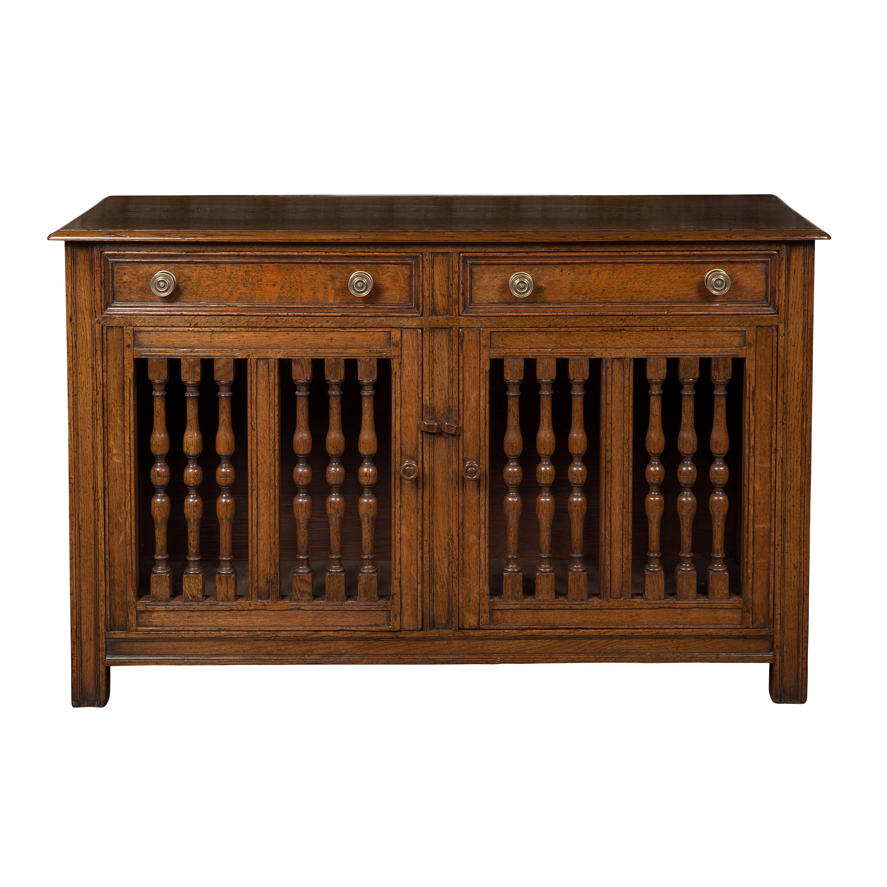 English 1860s Oak Buffet with Two Drawers, Two Doors and Baluster Motifs