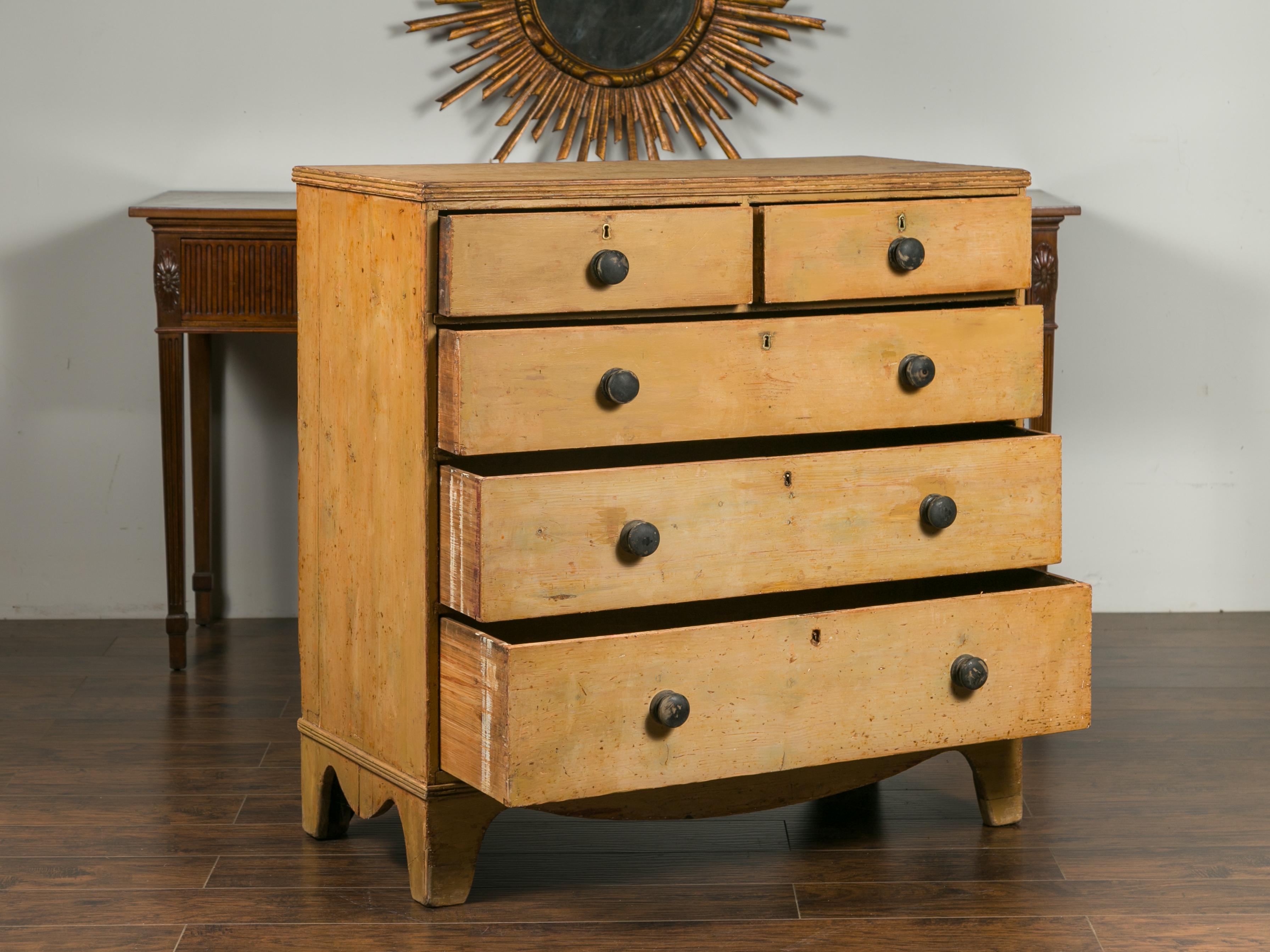 English 1860s Pine Five-Drawer Chest with Valanced Apron and Wooden Pulls 5