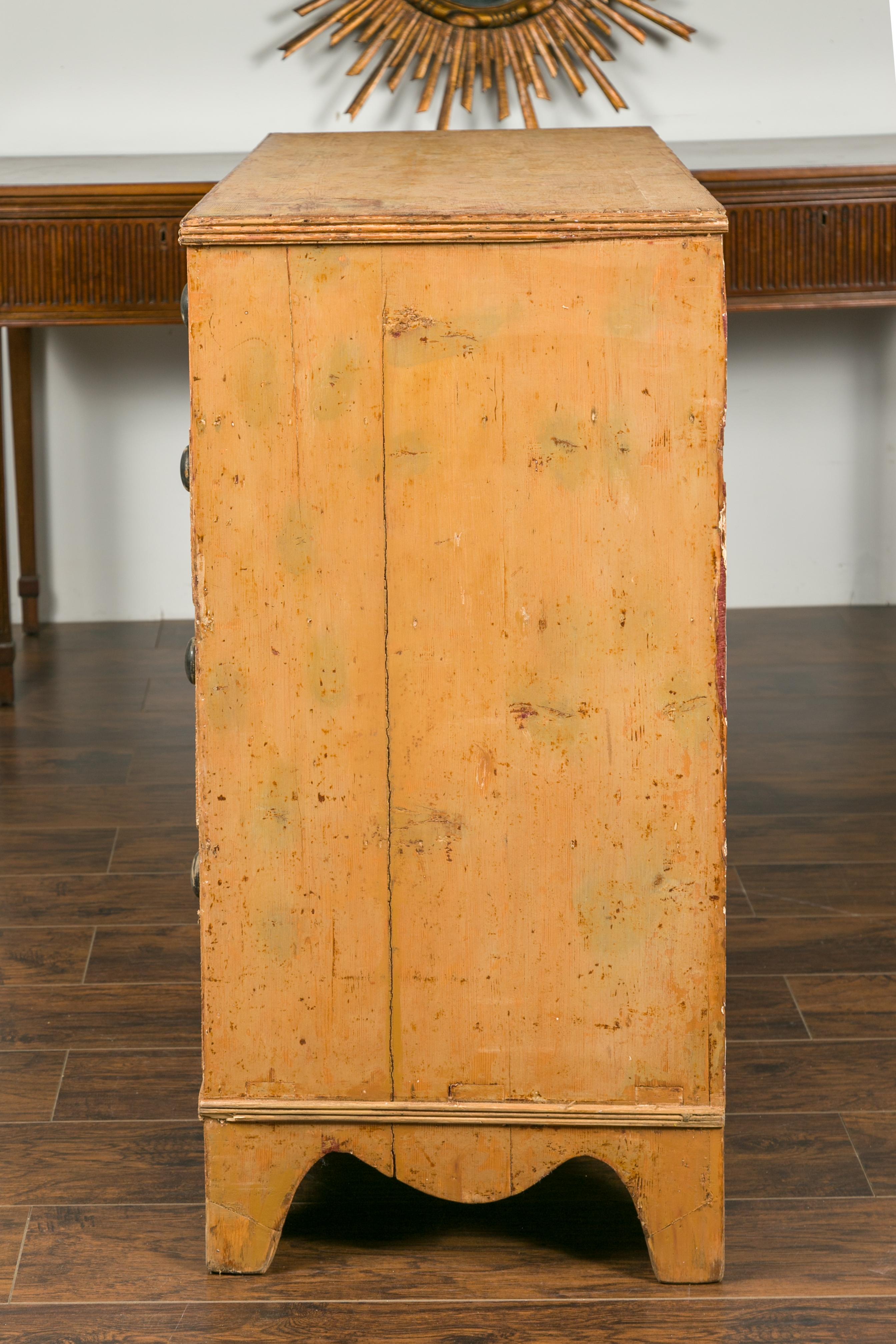 English 1860s Pine Five-Drawer Chest with Valanced Apron and Wooden Pulls 3