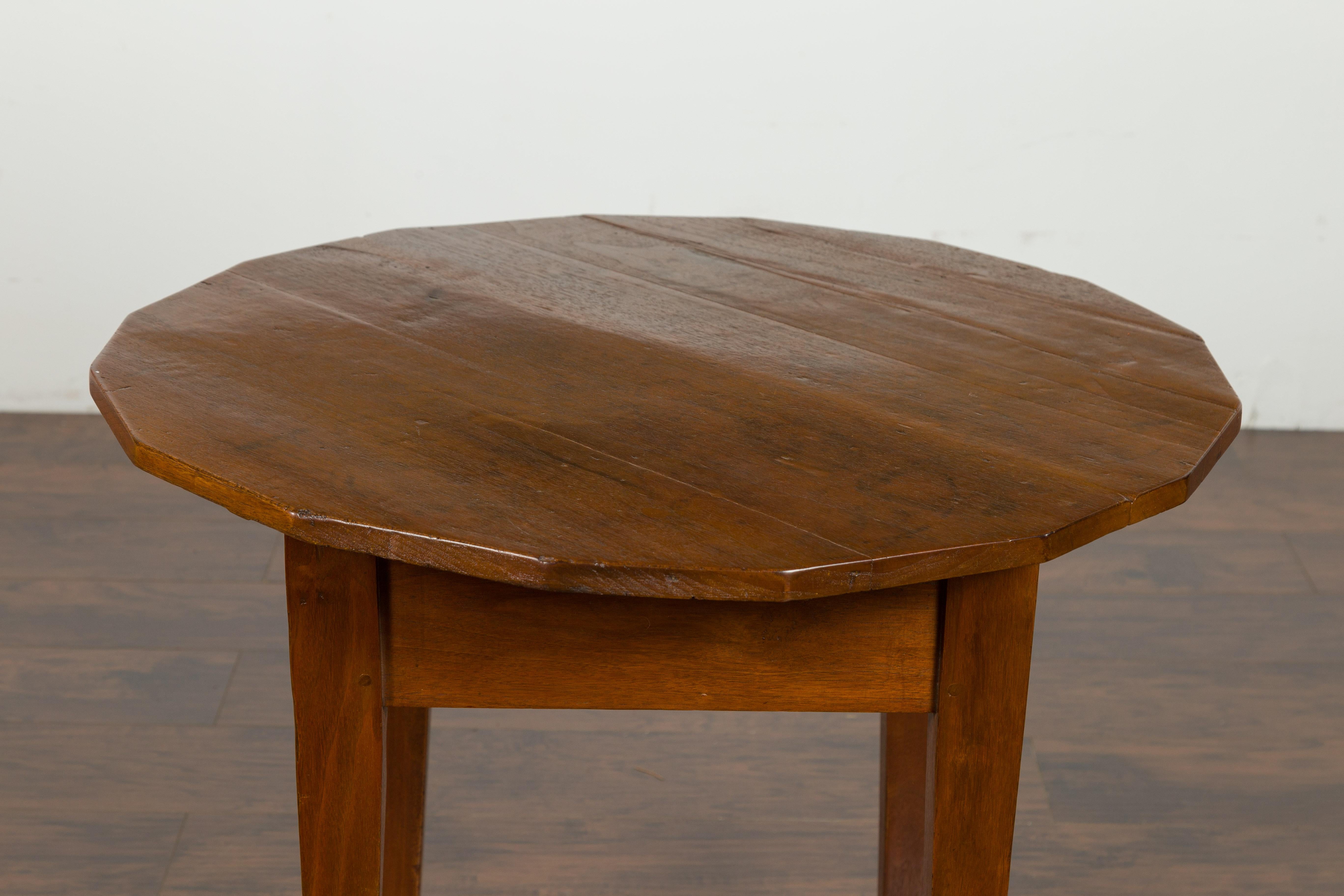 19th Century English 1860s Walnut Side Table with Polygonal Top and Tapered Legs