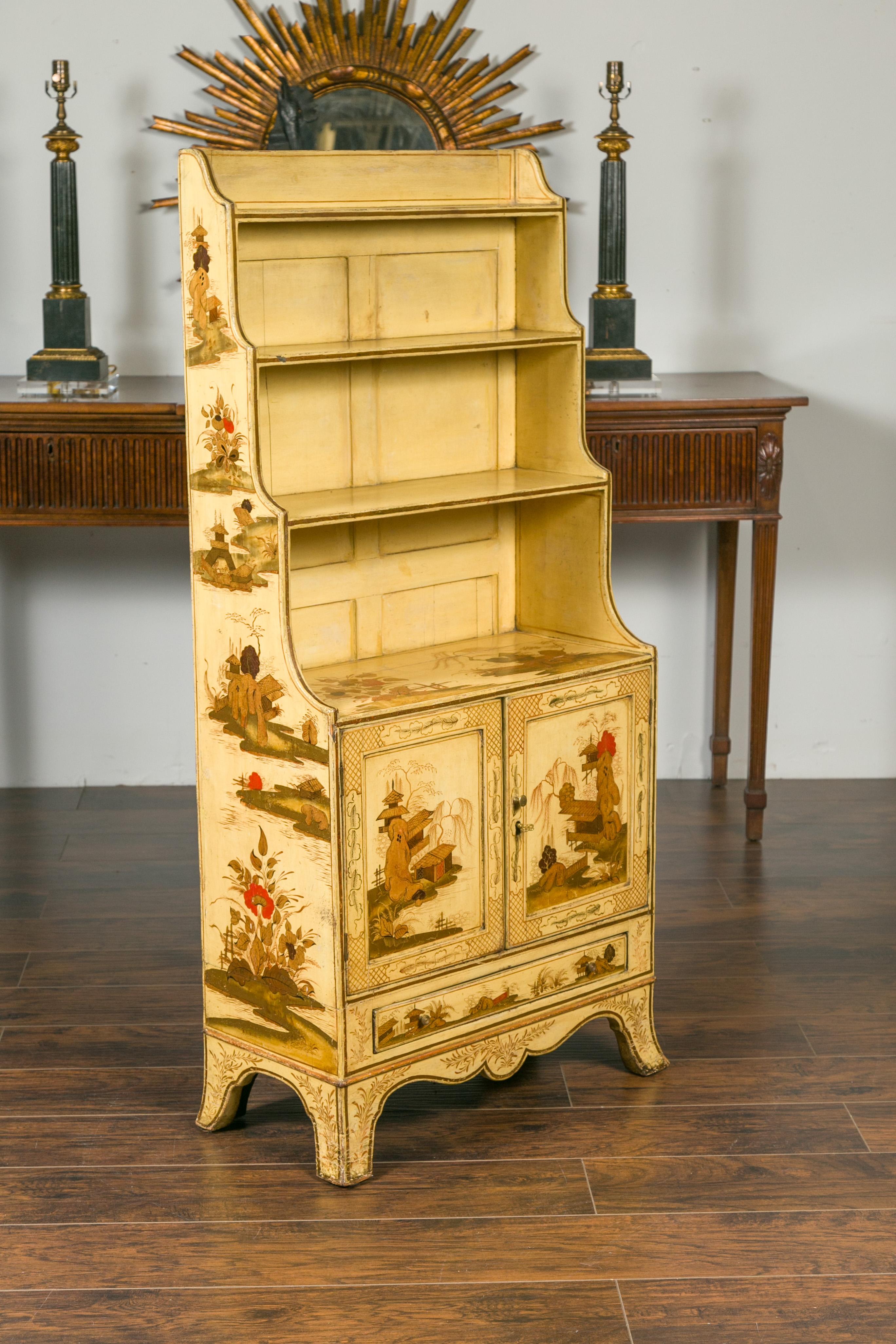 English 1870s Chinoiserie Waterfall Bookcase with Soft Yellow Painted Finish For Sale 8