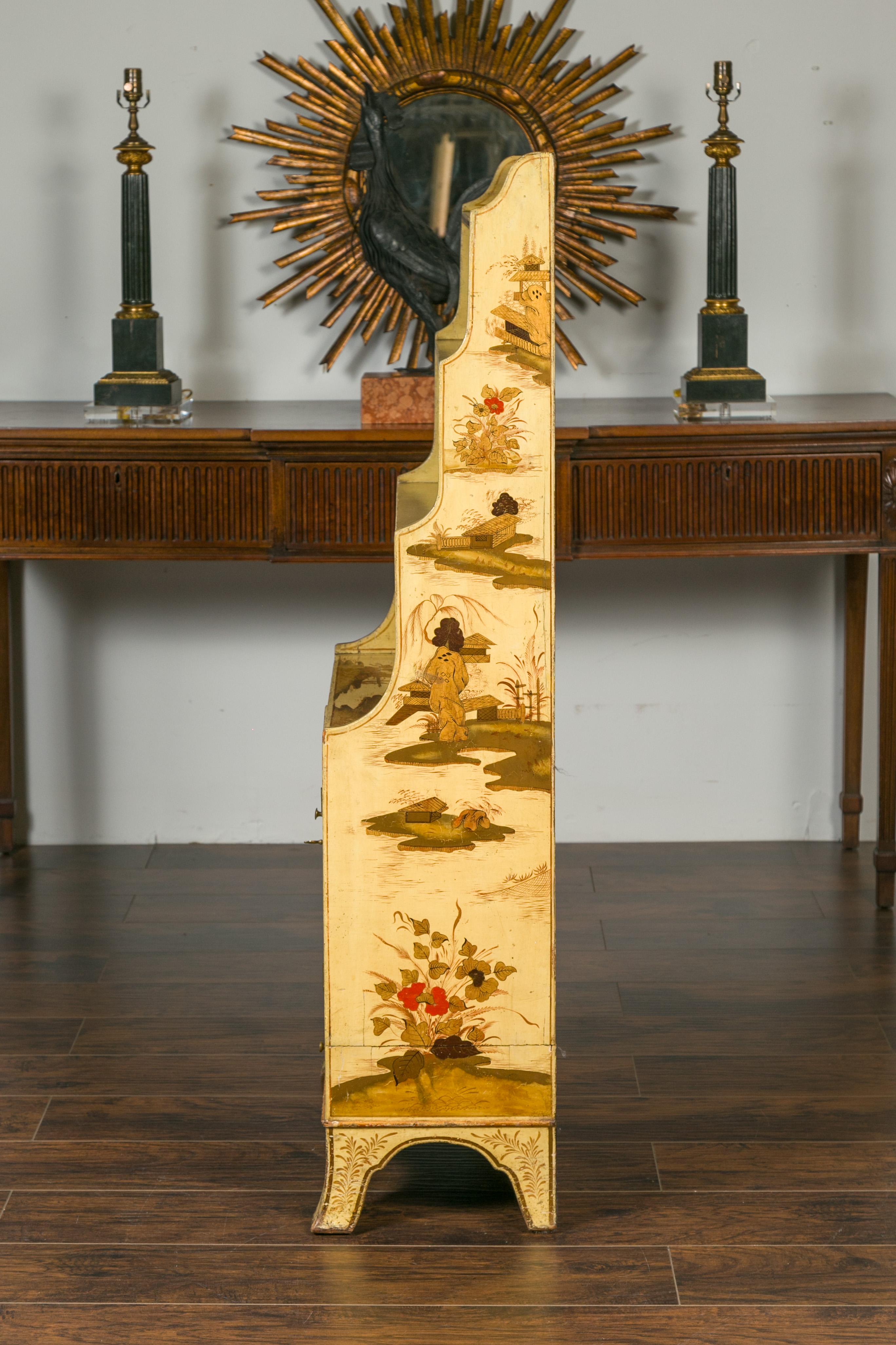 English 1870s Chinoiserie Waterfall Bookcase with Soft Yellow Painted Finish For Sale 12