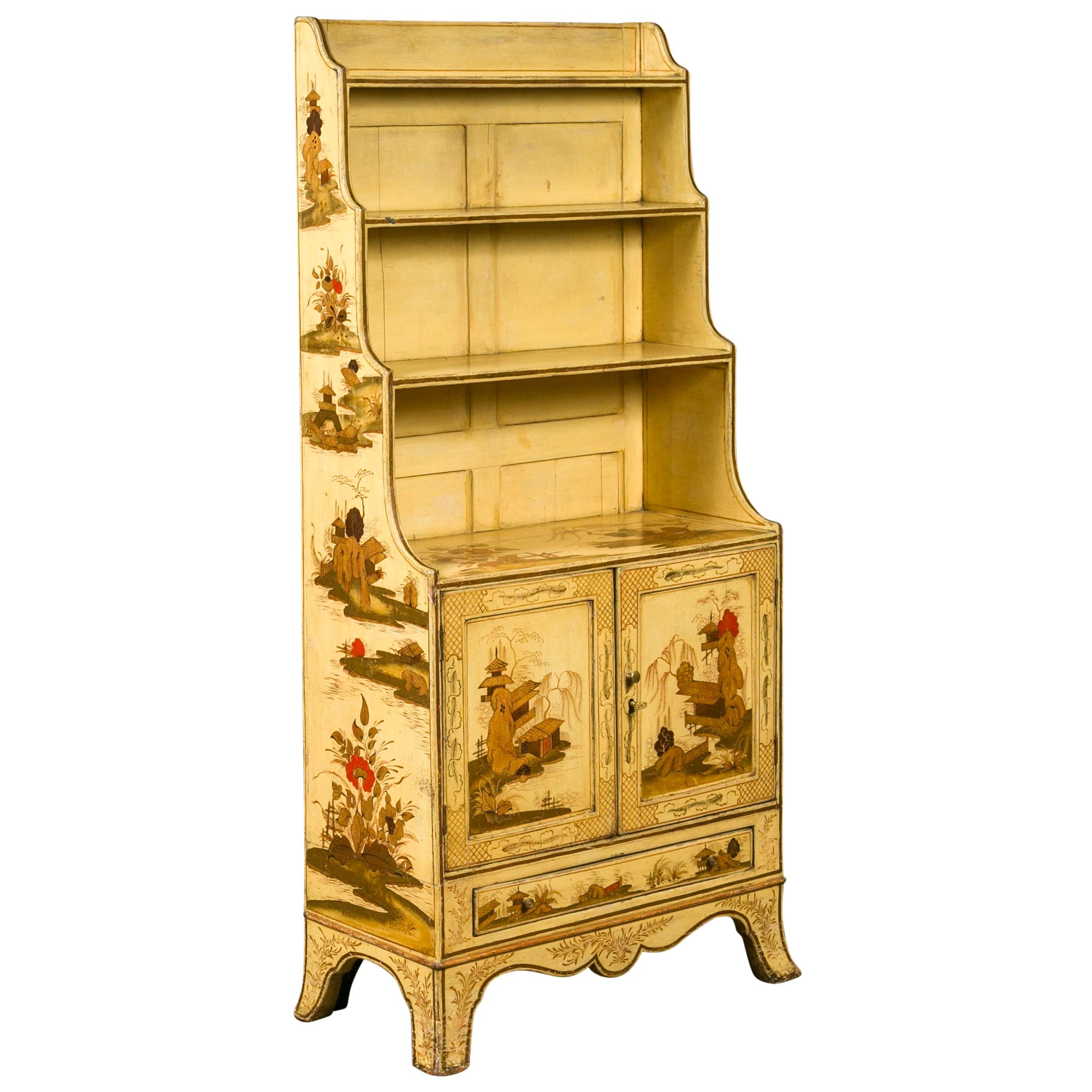 English 1870s Chinoiserie Waterfall Bookcase with Soft Yellow Painted Finish For Sale