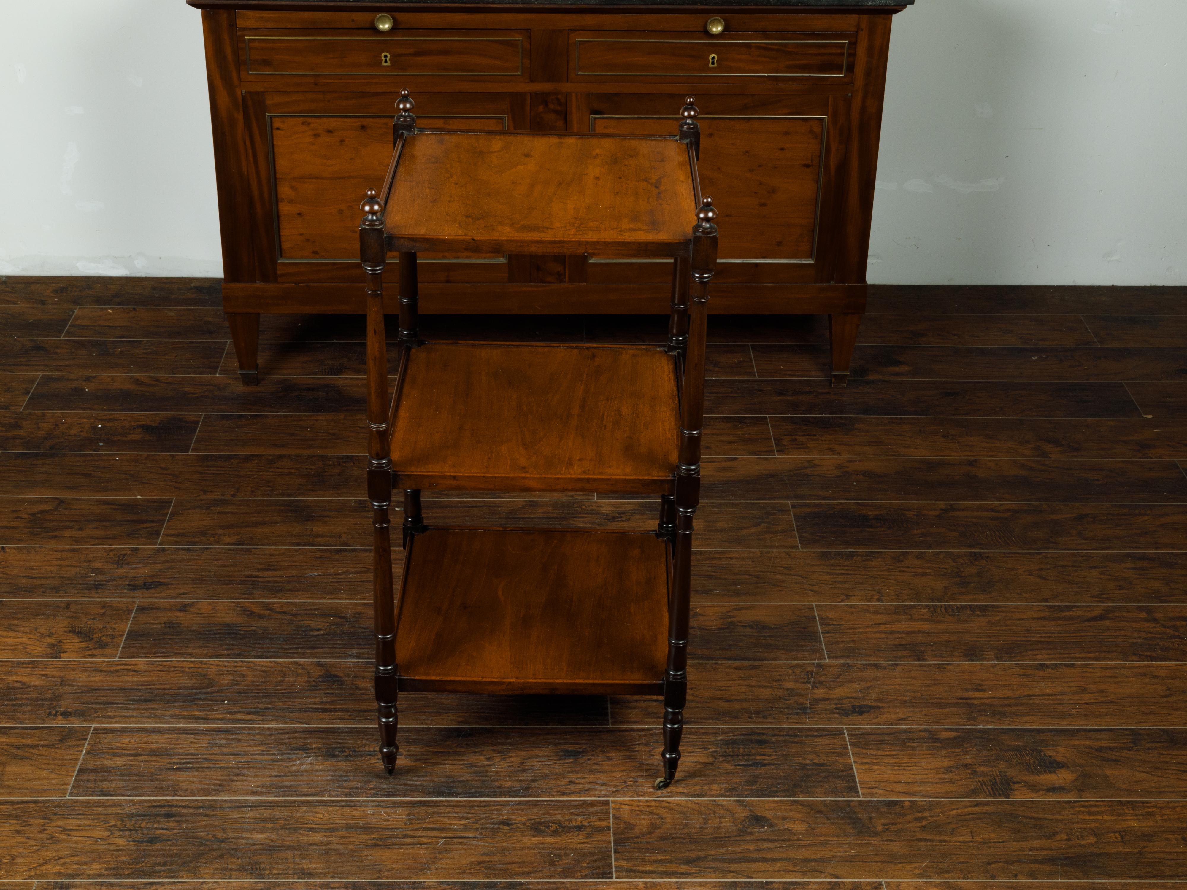 English 1870s Mahogany Three-Tiered Trolley with Turned Side Posts and Casters For Sale 4