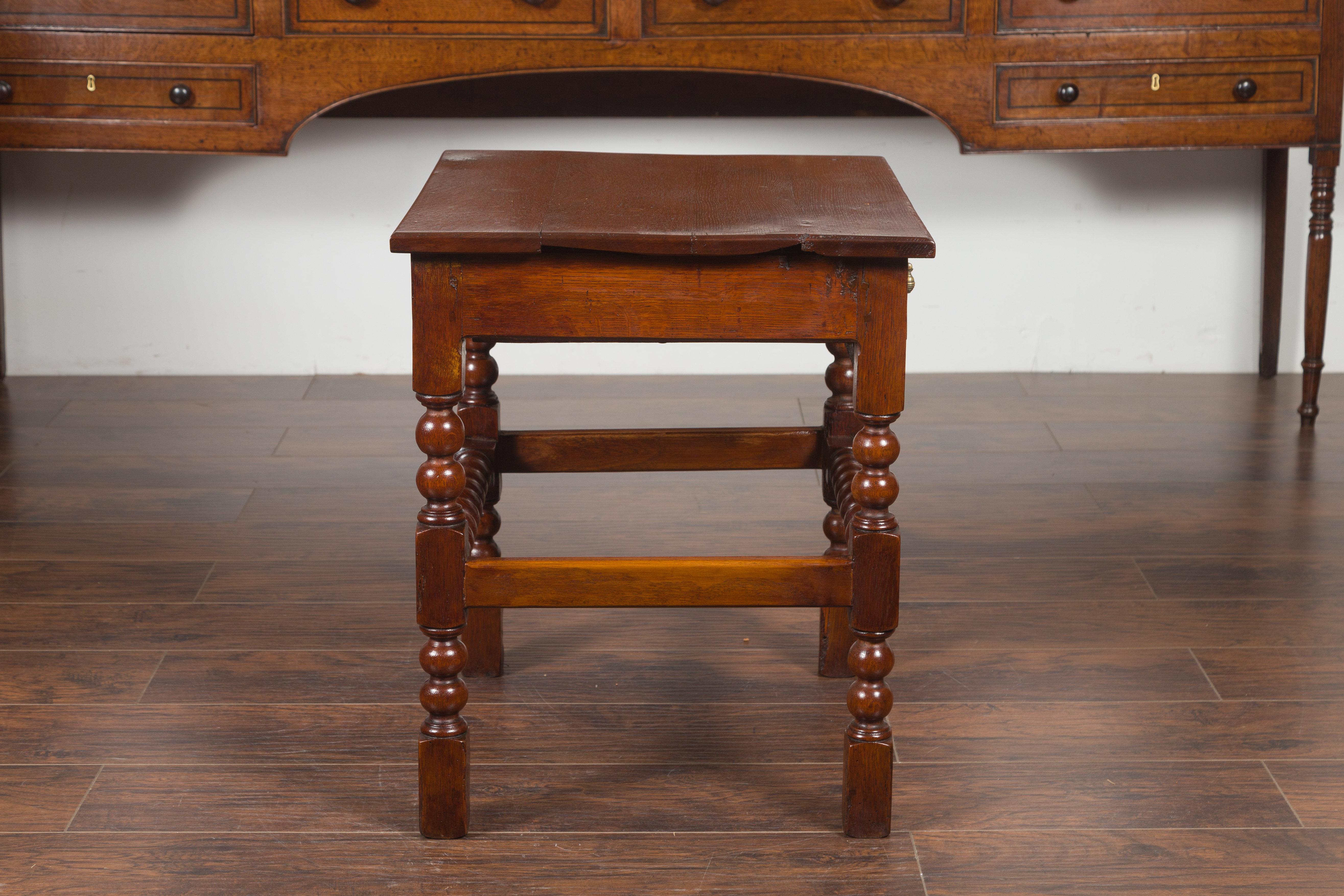 English 1870s Oak Bobbin Leg Side Table with Single Drawer and Stretchers For Sale 6