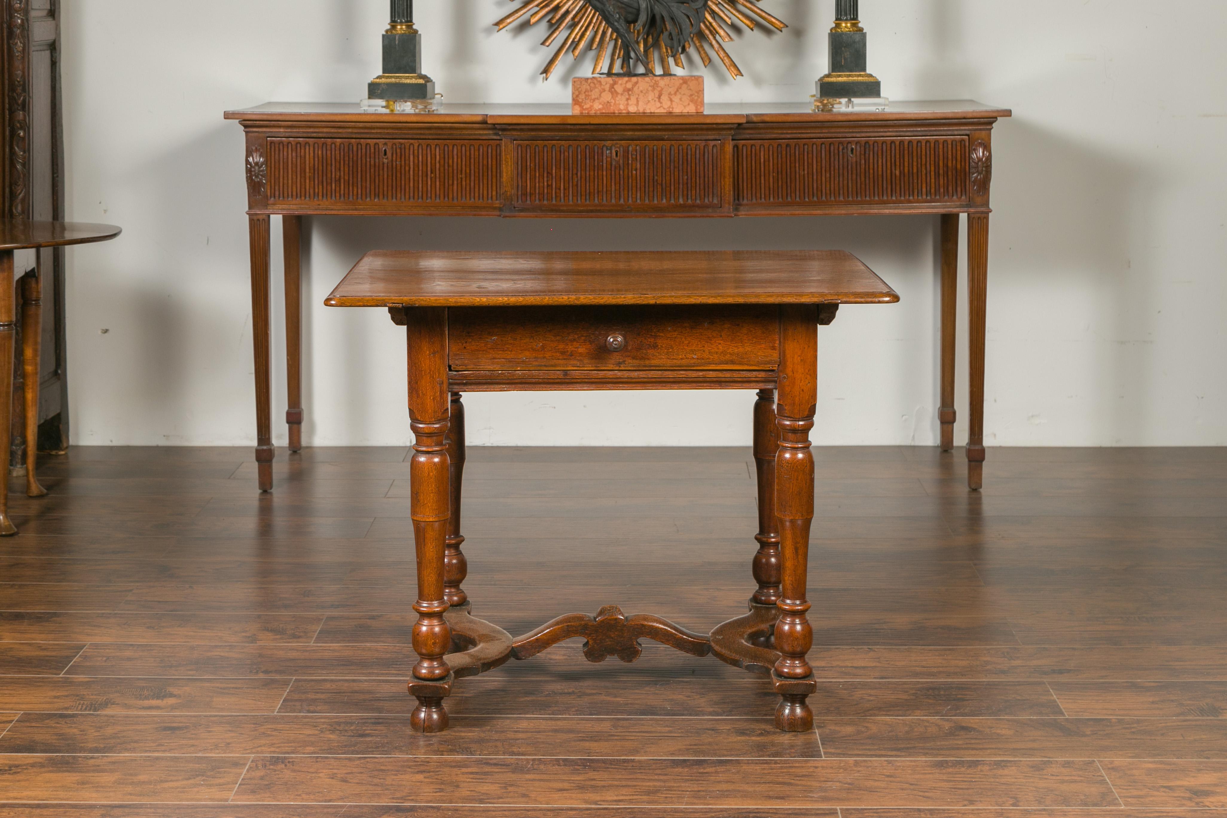English 1870s Oak Side Table with Single Drawer, Turned Legs and Cross Stretcher 1