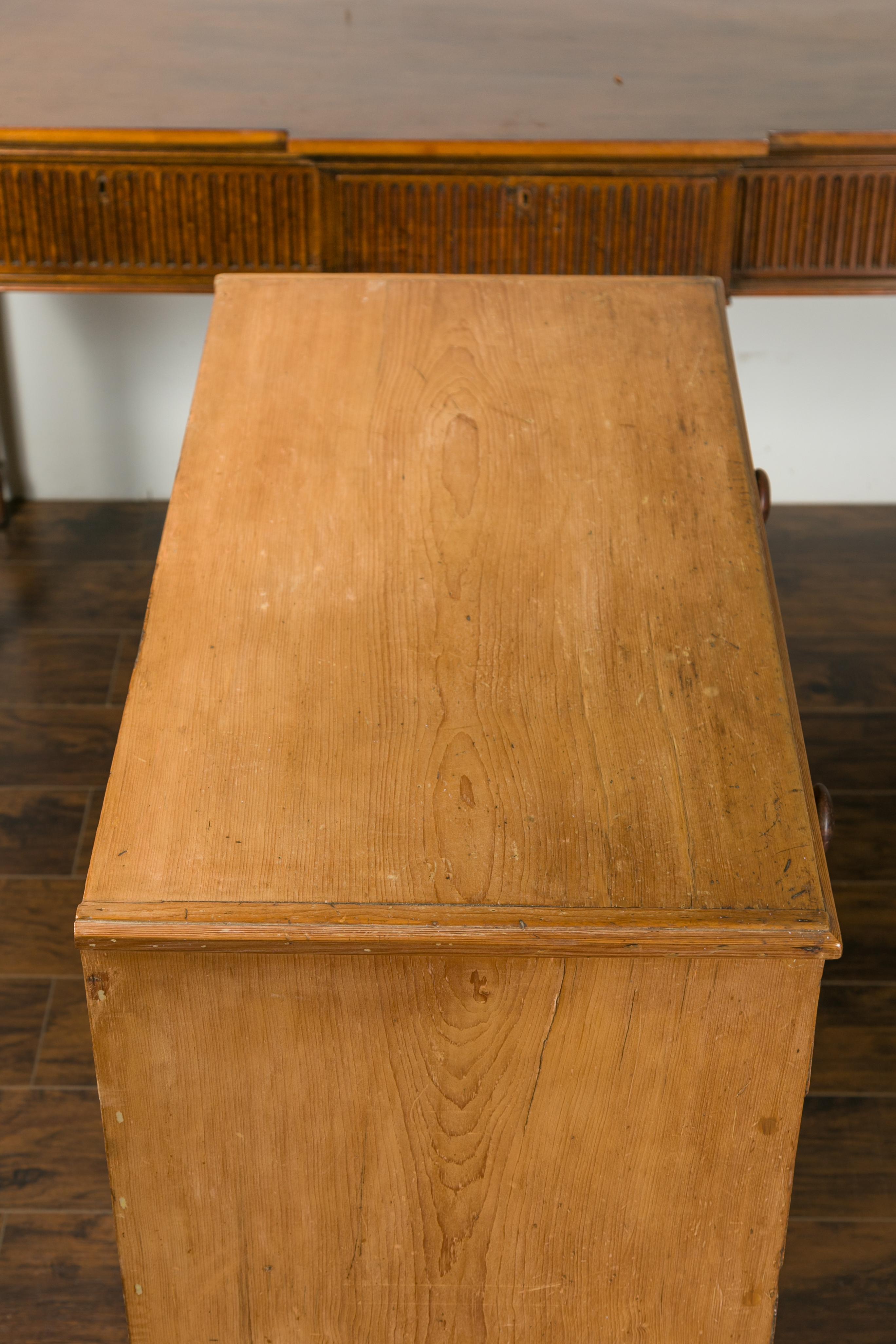 English 1870s Pine Five-Drawer Chest with Valanced Apron and Wooden Pulls 1