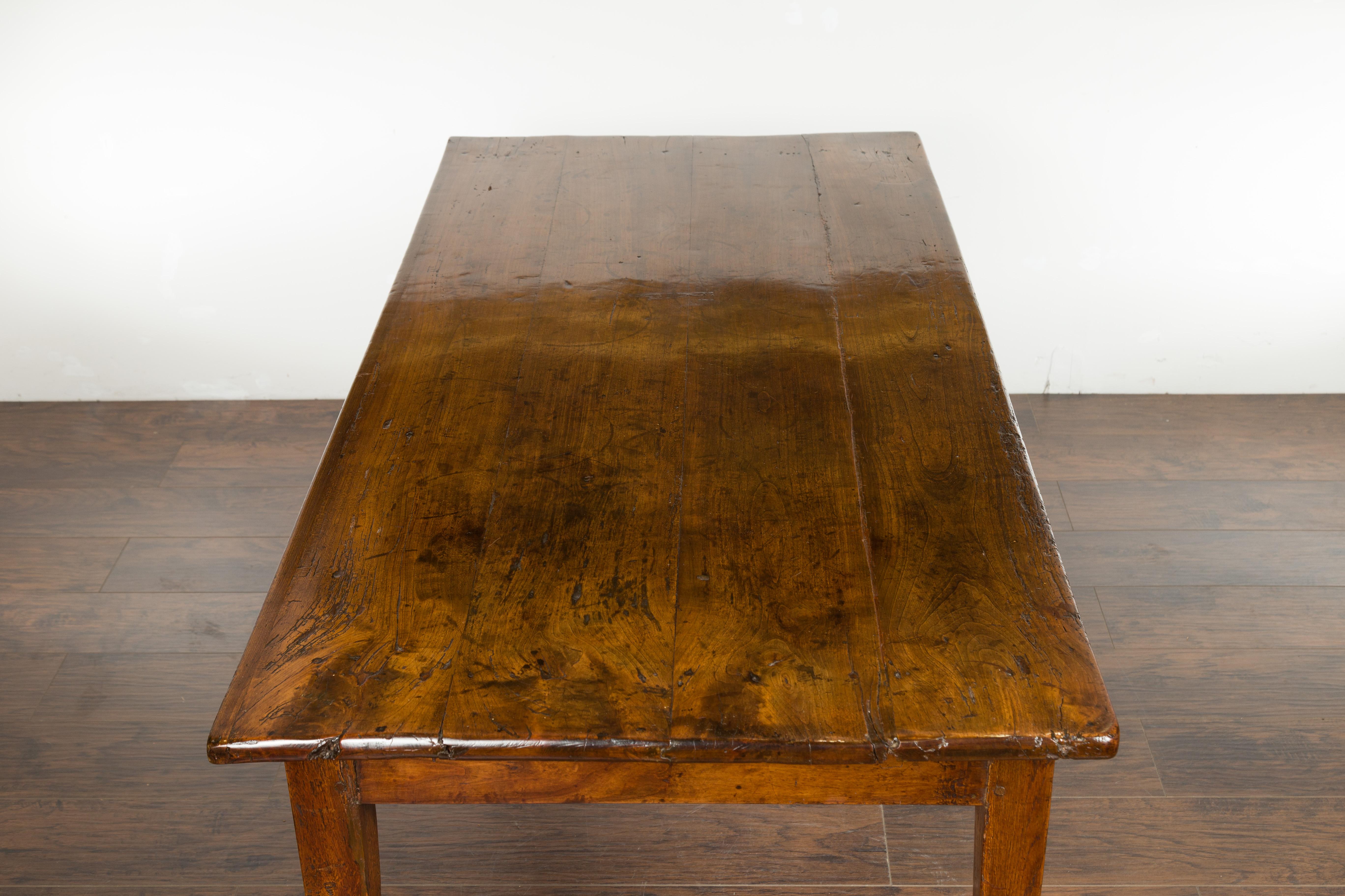 English 1870s Rustic Elm Farm Table with Single Drawer and Tapered Legs 12