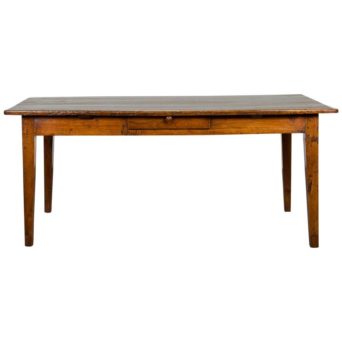 English 1870s Rustic Elm Farm Table with Single Drawer and Tapered Legs
